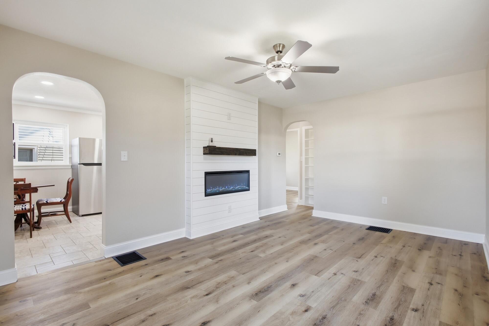 412 Cape Cod Drive, Springfield, Ohio 45505