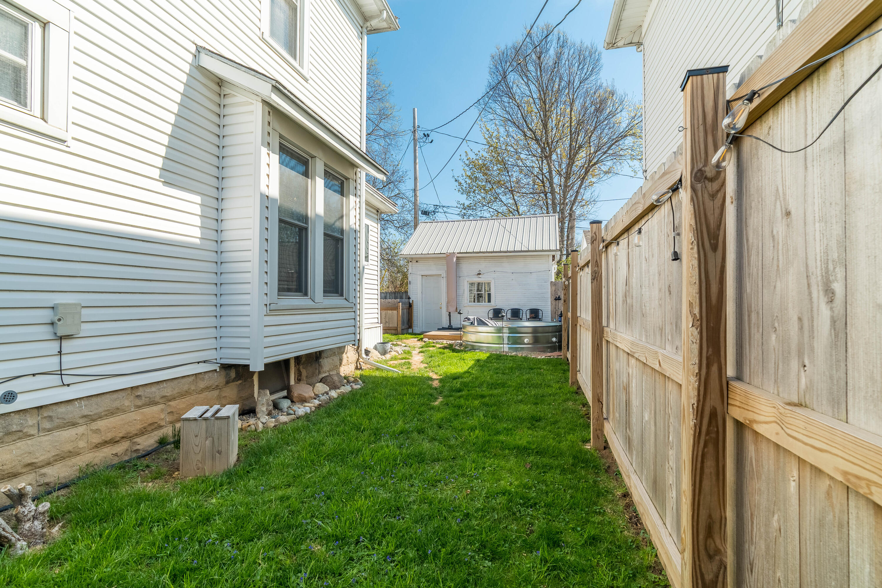 1121 Broadway, Piqua, Ohio 45356