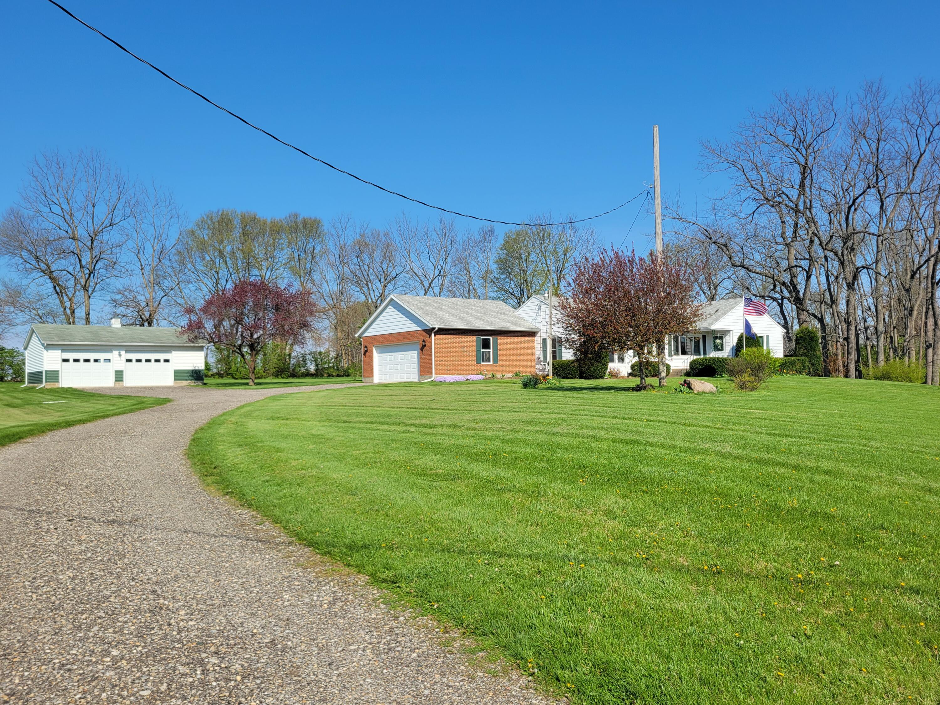 469 Bischoff Road, New Carlisle, Ohio 45344