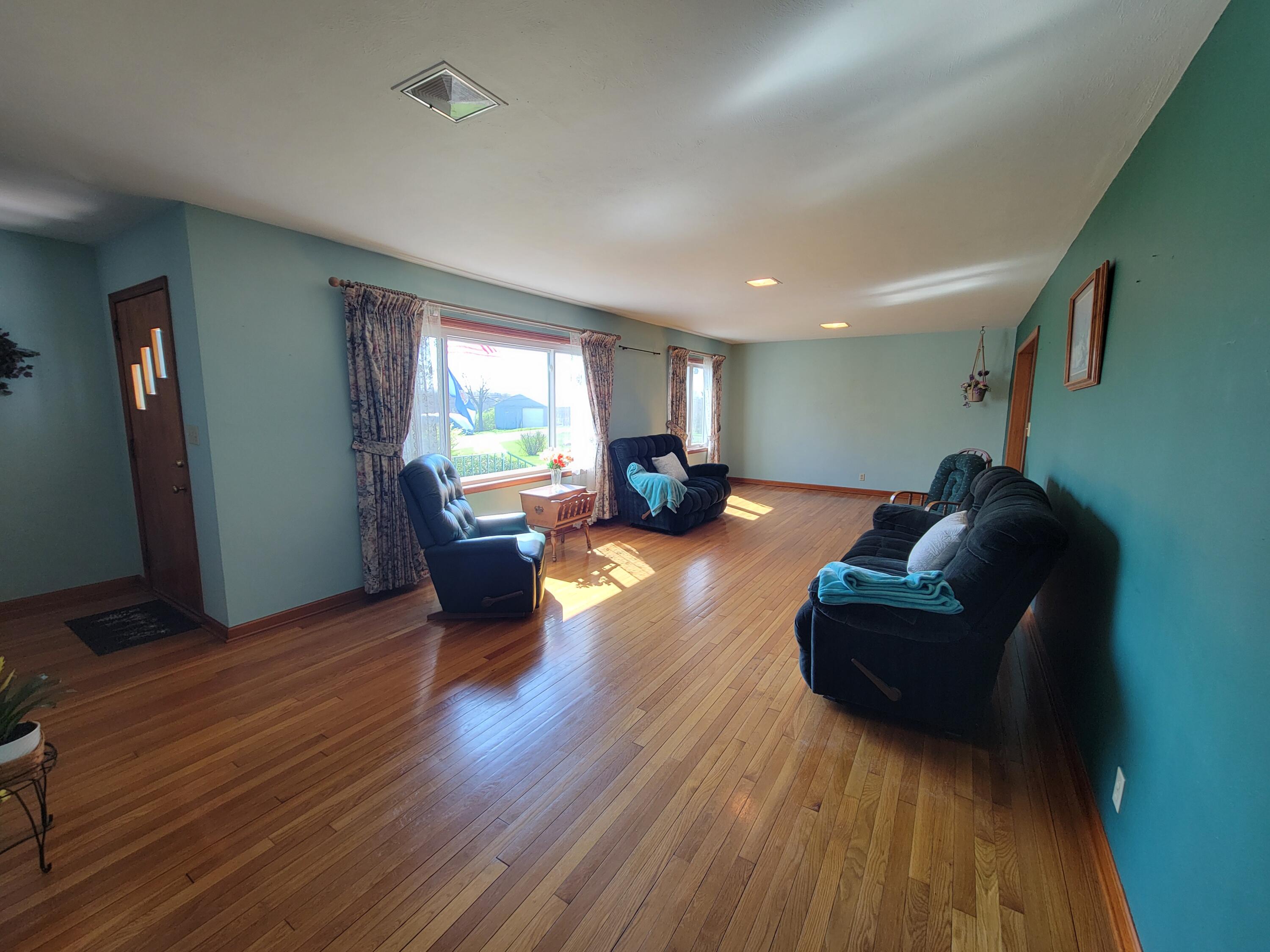 469 Bischoff Road, New Carlisle, Ohio 45344