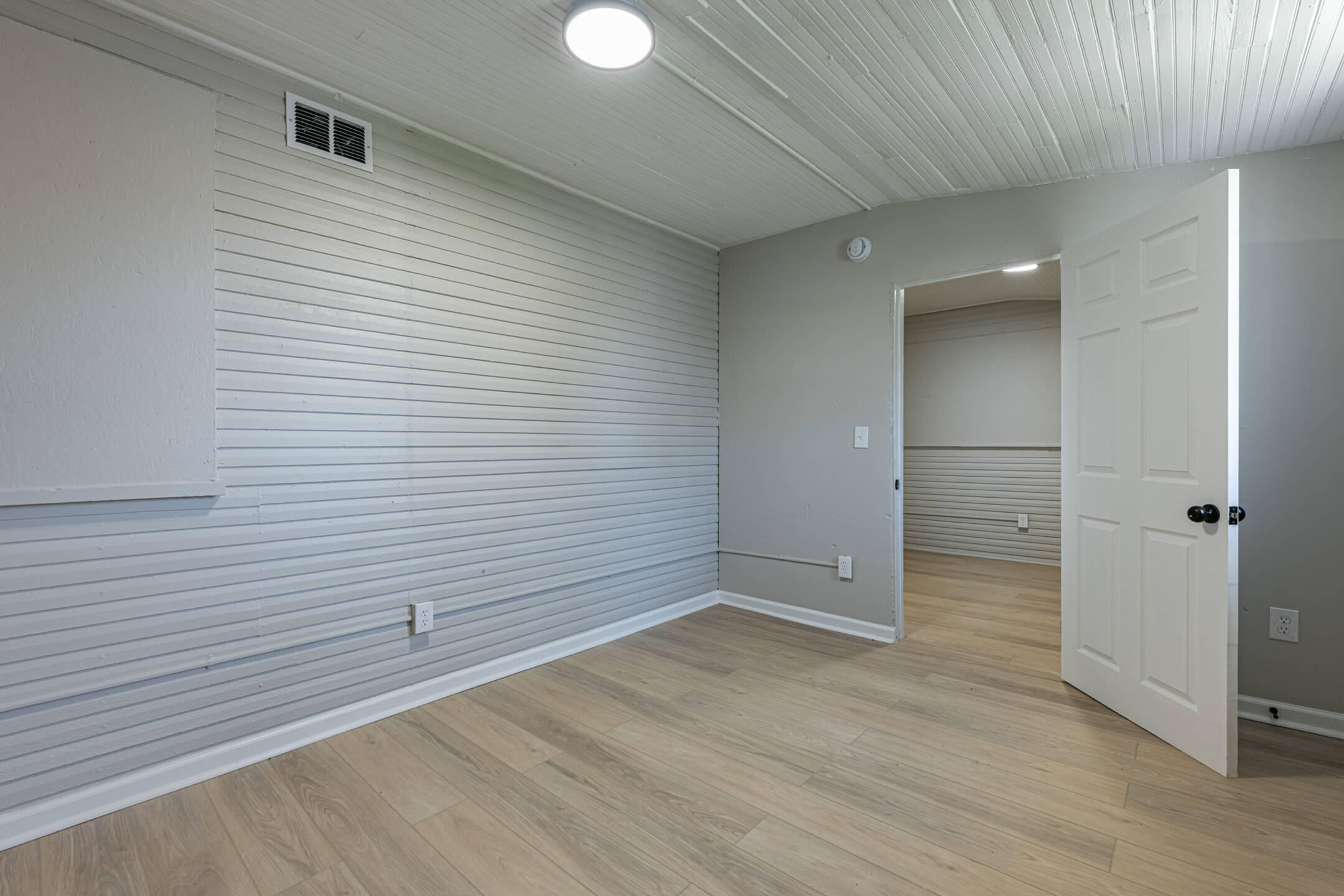 1317 Clifton Avenue, Springfield, Ohio 45505