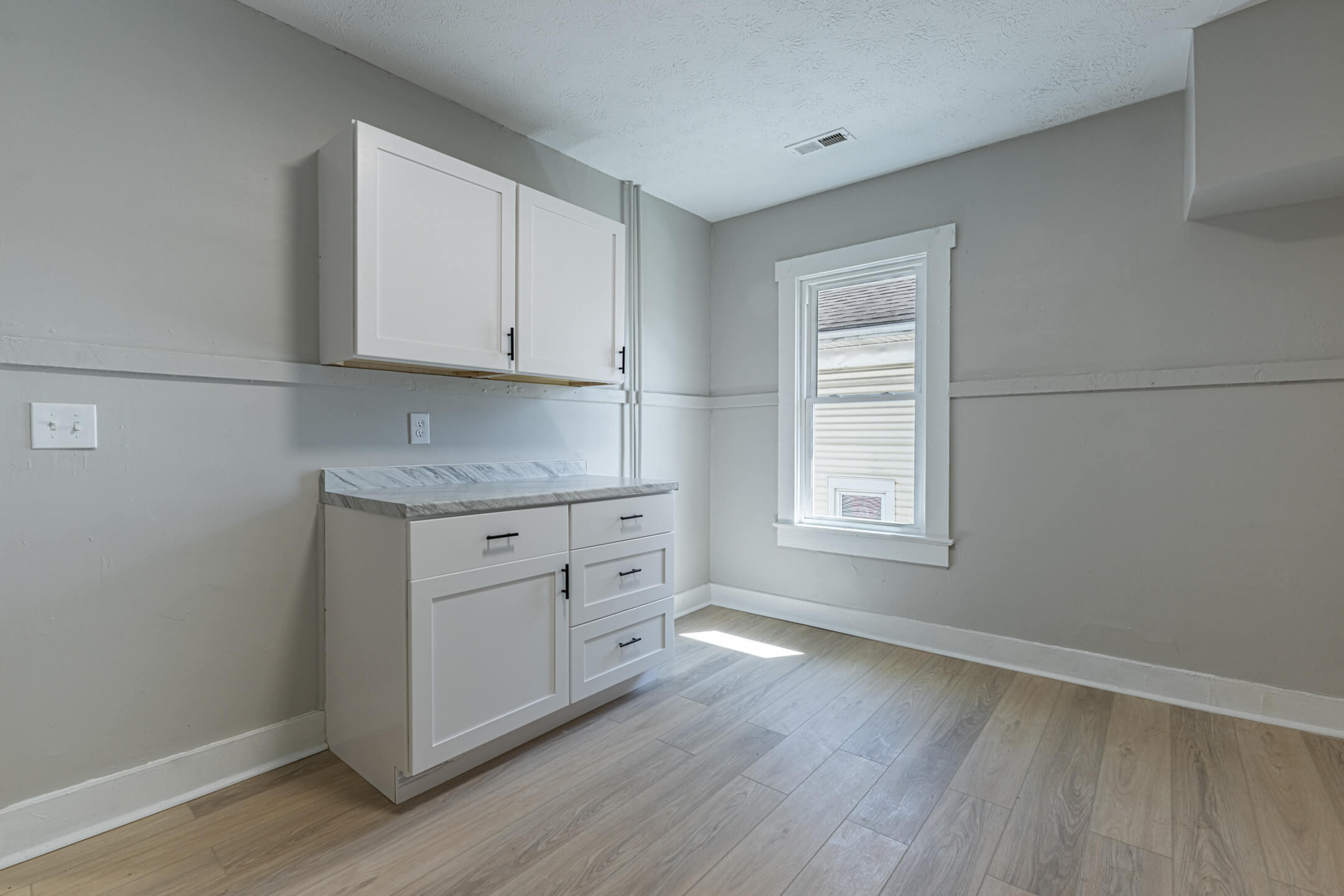 1317 Clifton Avenue, Springfield, Ohio 45505