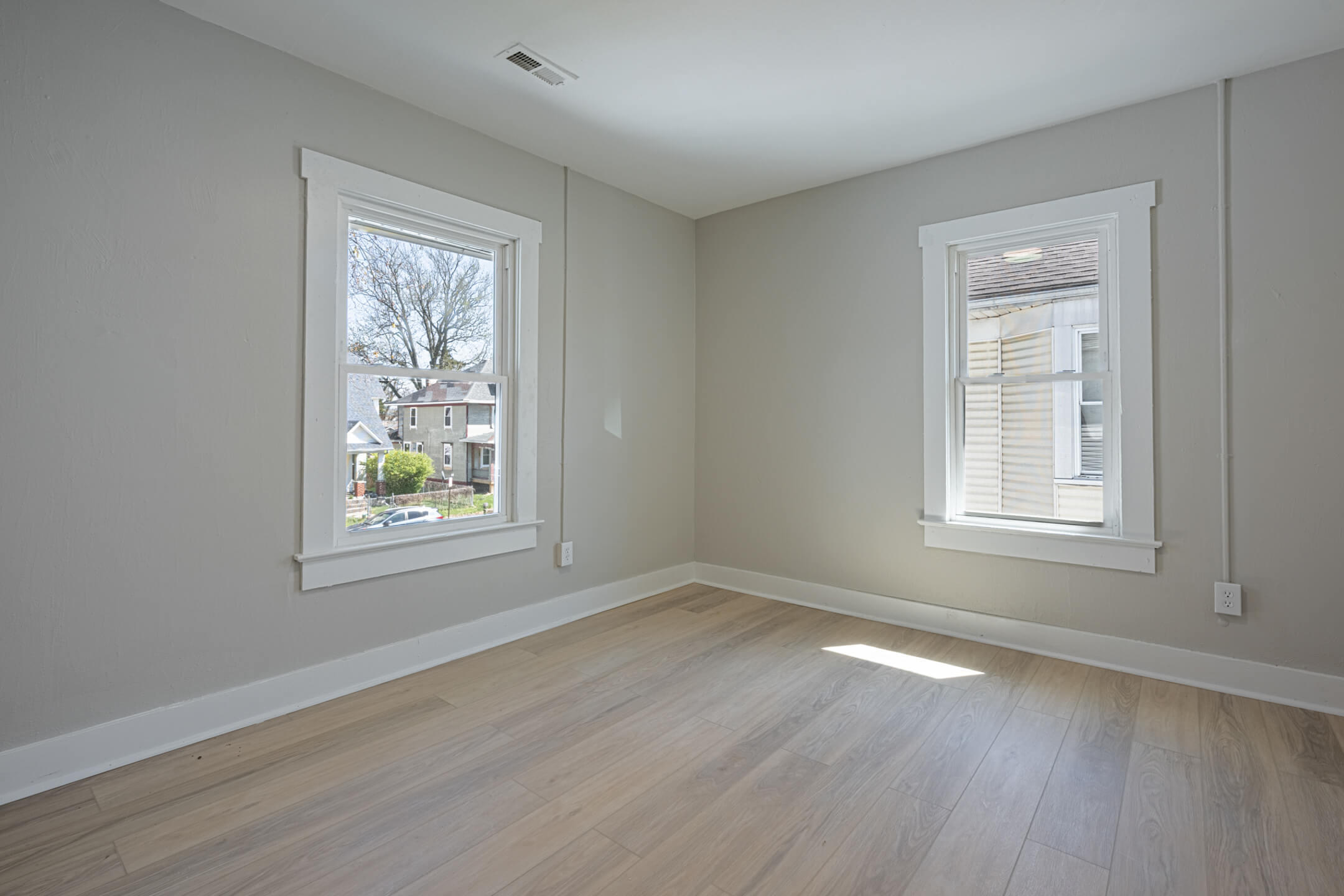 1317 Clifton Avenue, Springfield, Ohio 45505