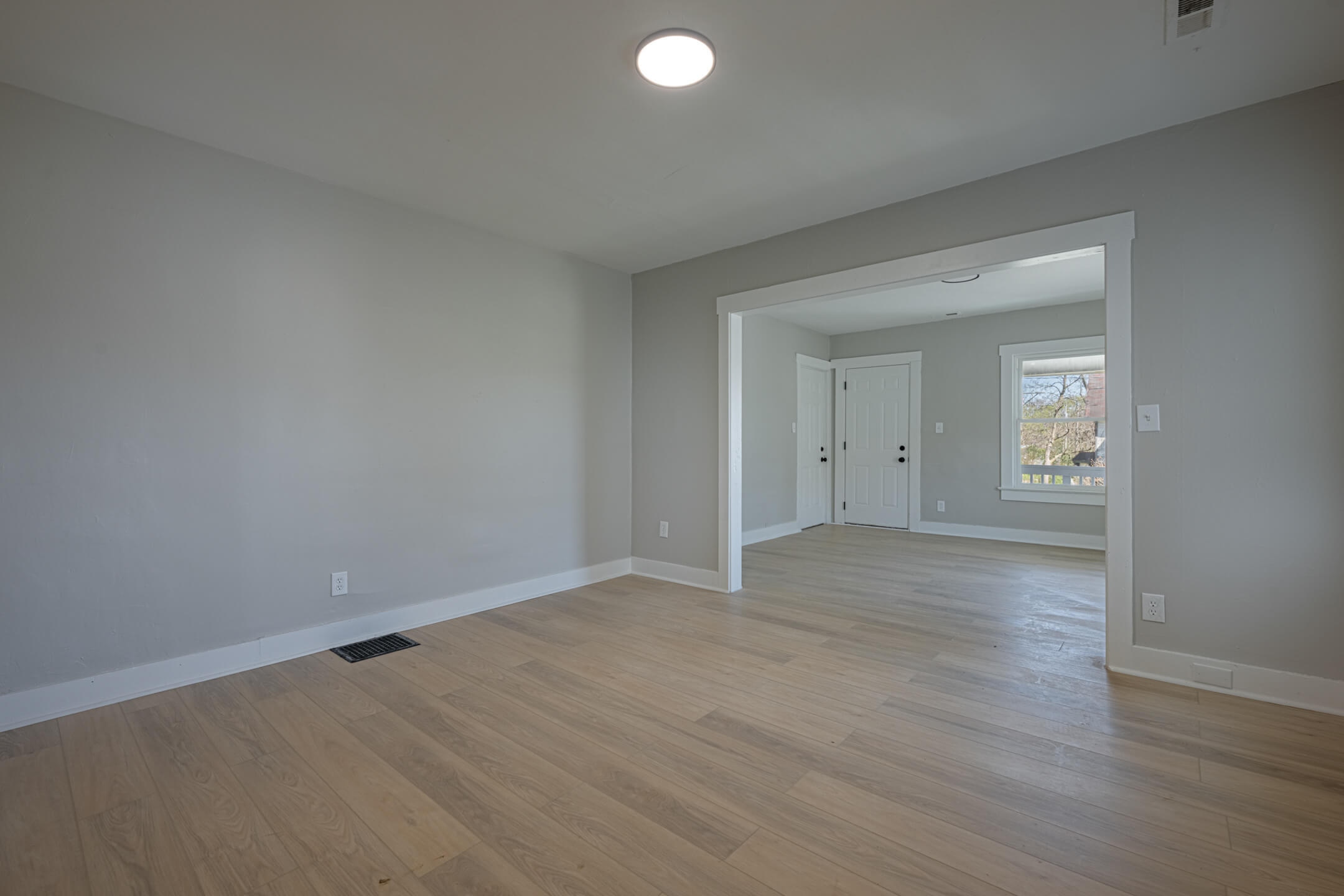 1317 Clifton Avenue, Springfield, Ohio 45505