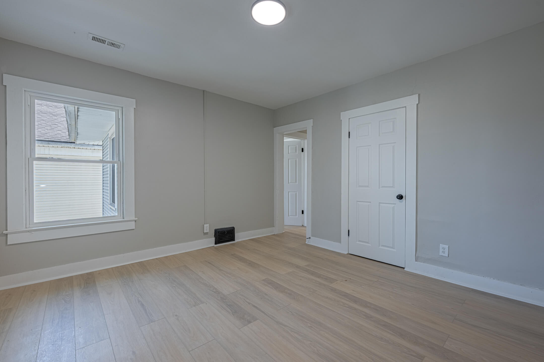 1317 Clifton Avenue, Springfield, Ohio 45505