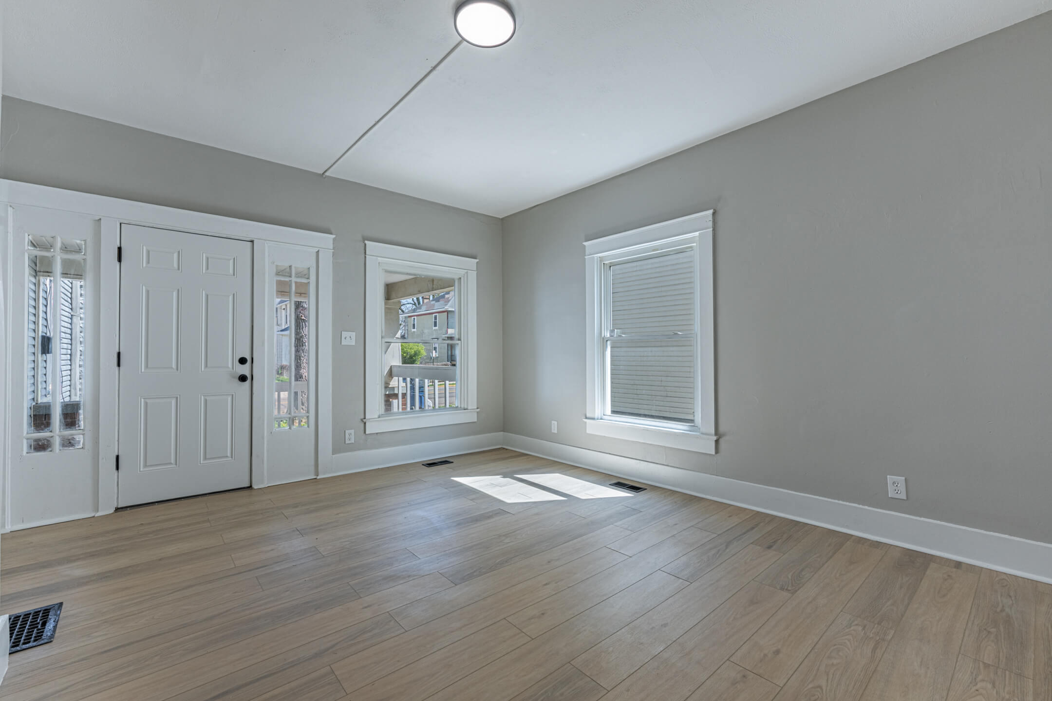 1317 Clifton Avenue, Springfield, Ohio 45505