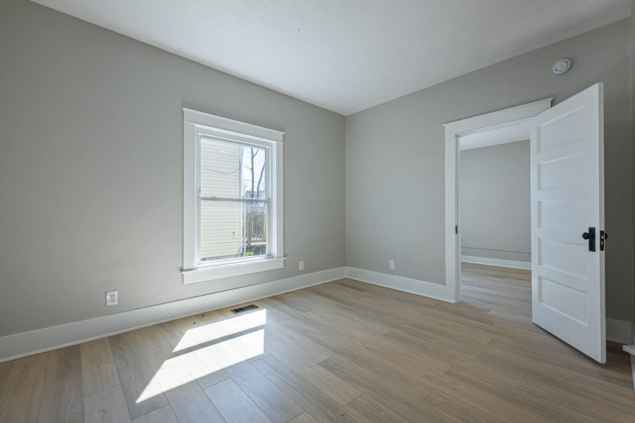 1317 Clifton Avenue, Springfield, Ohio 45505