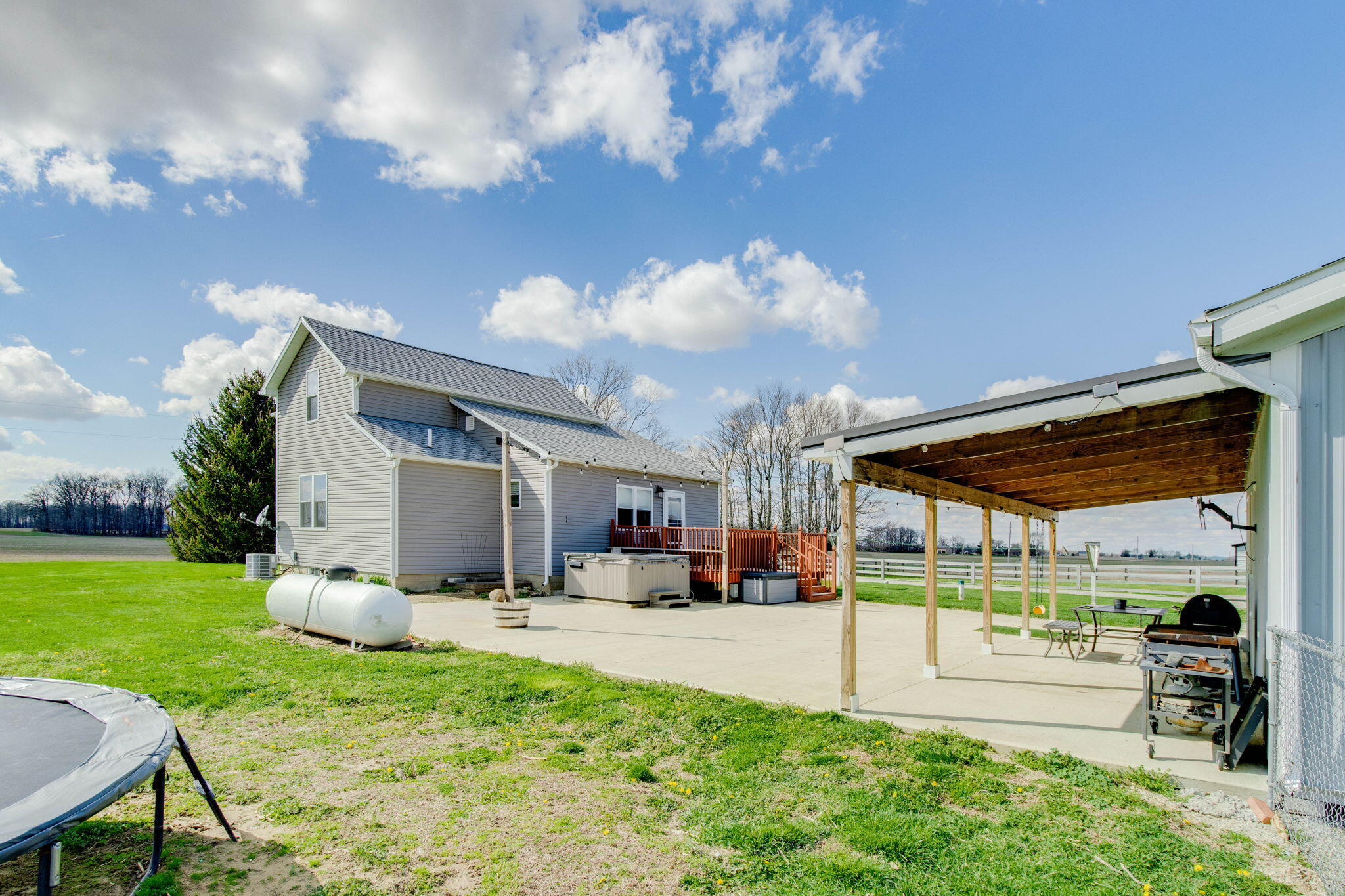 15124 Wones Road, Jackson Center, Ohio 45334