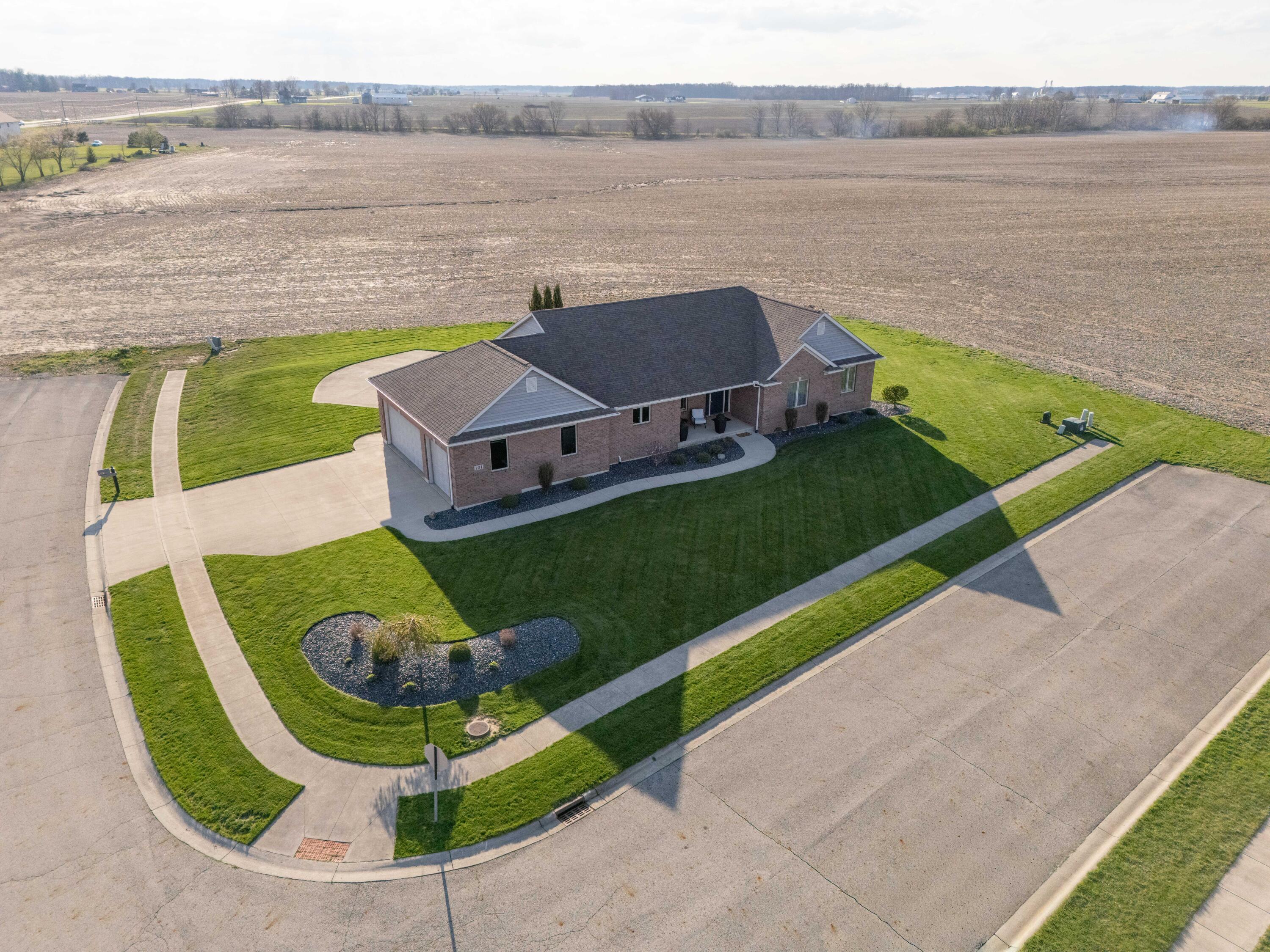 101 Cedarbrook Court, Anna, Ohio 45302