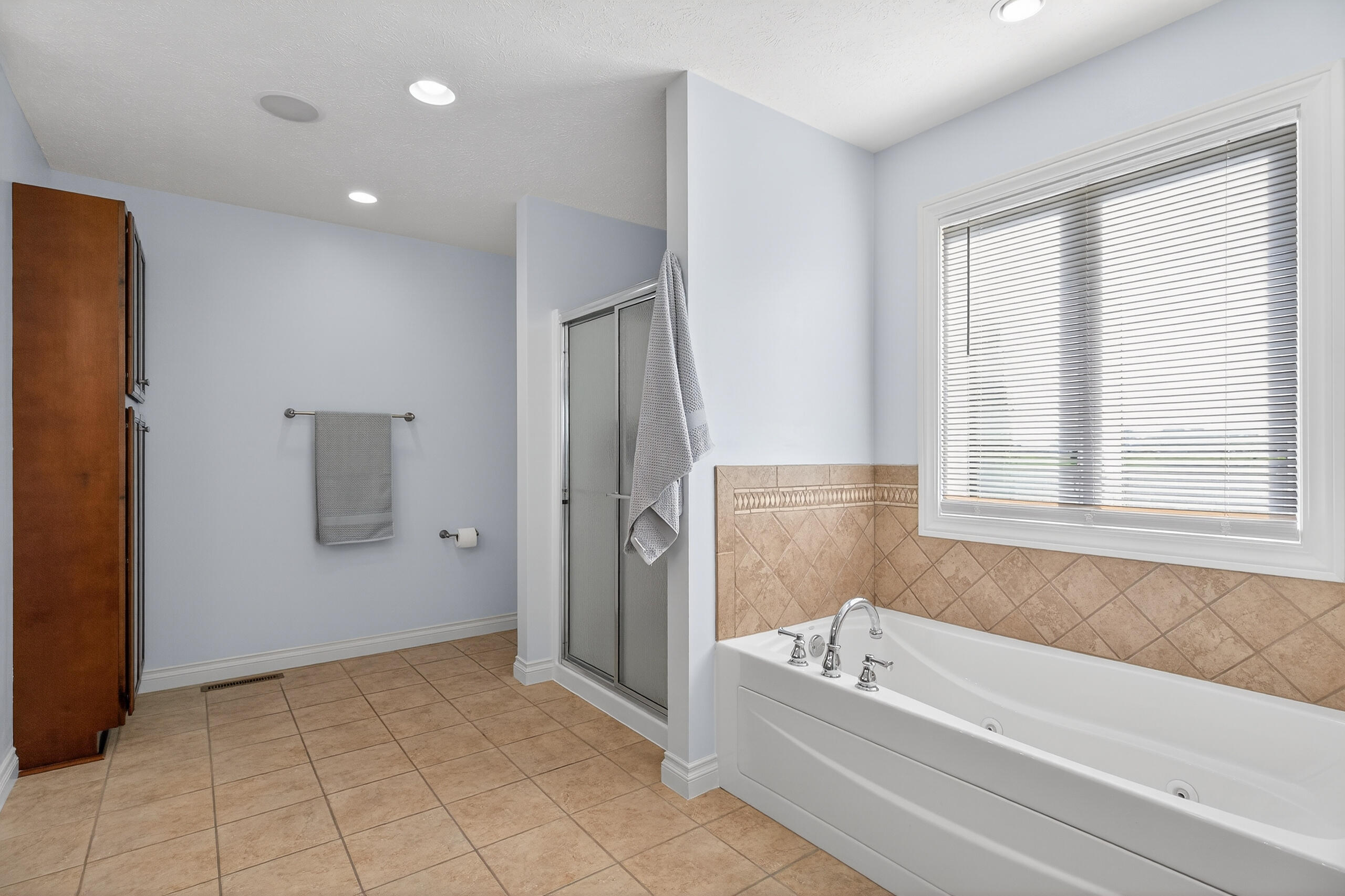 101 Cedarbrook Court, Anna, Ohio 45302