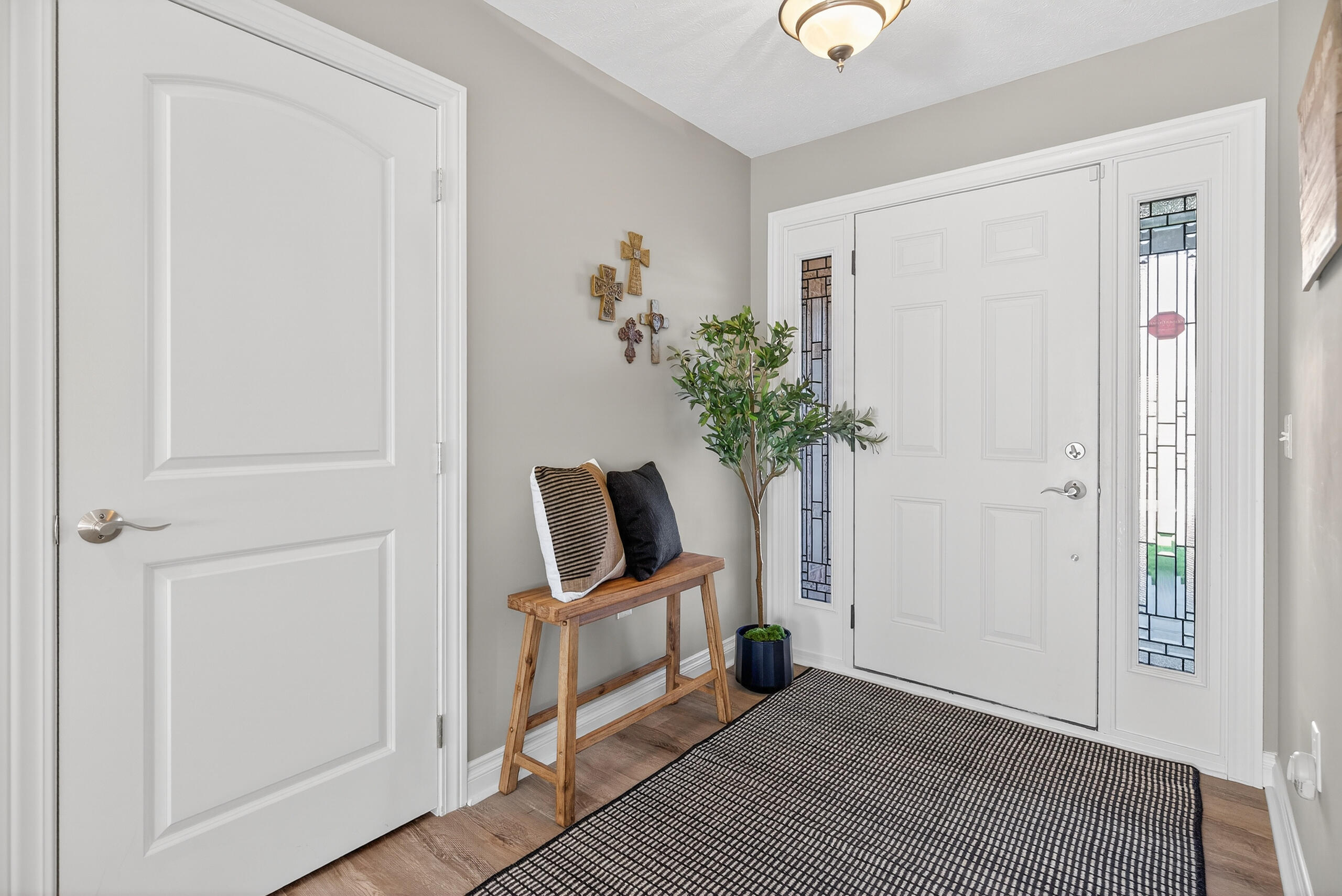 101 Cedarbrook Court, Anna, Ohio 45302