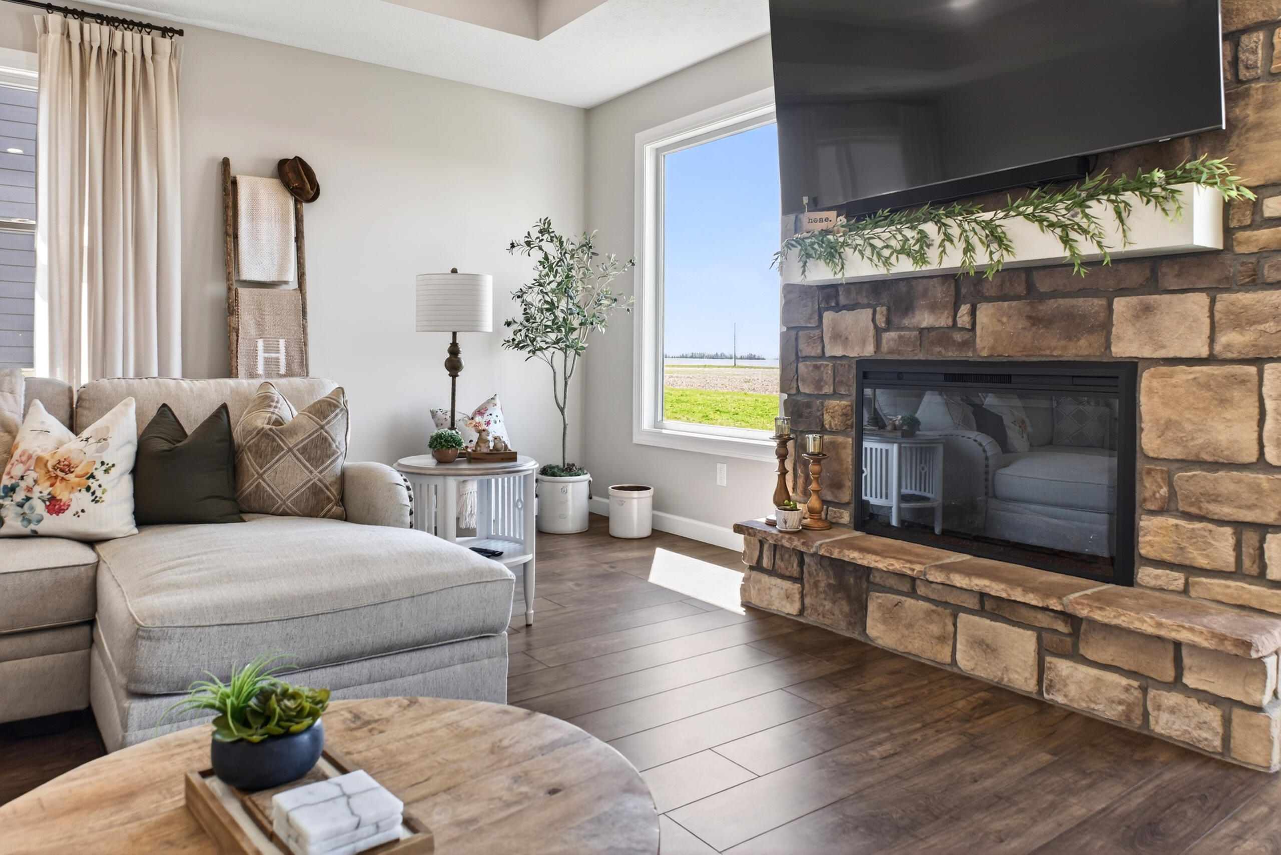 945 Rosenthal Drive, Troy, Ohio 45373