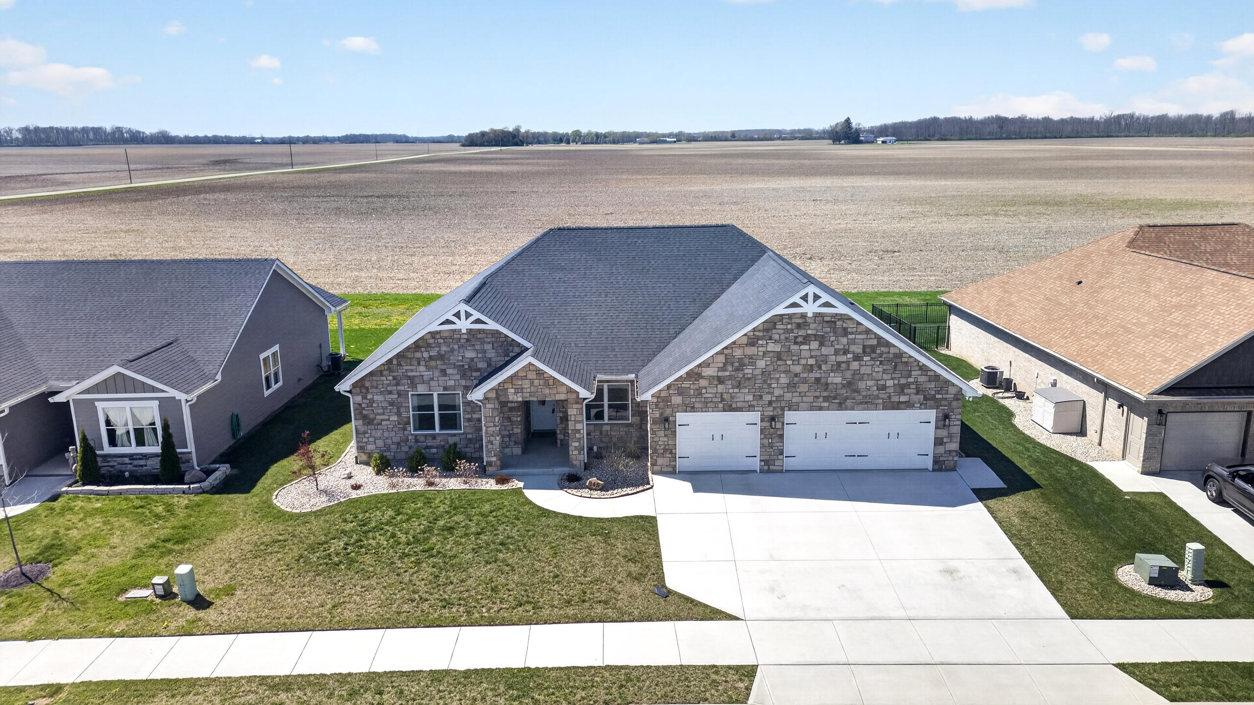 945 Rosenthal Drive, Troy, Ohio 45373