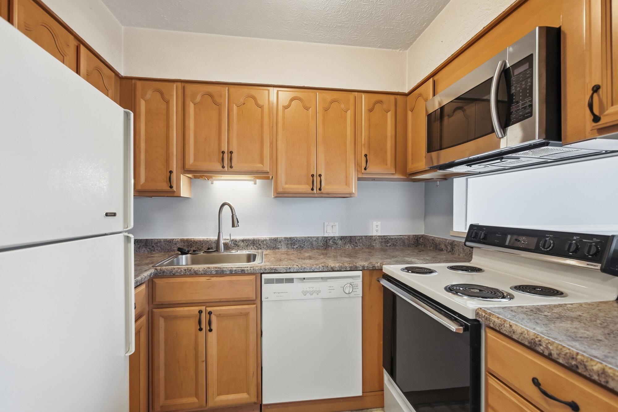 615 Villa Road, Springfield, Ohio 45503