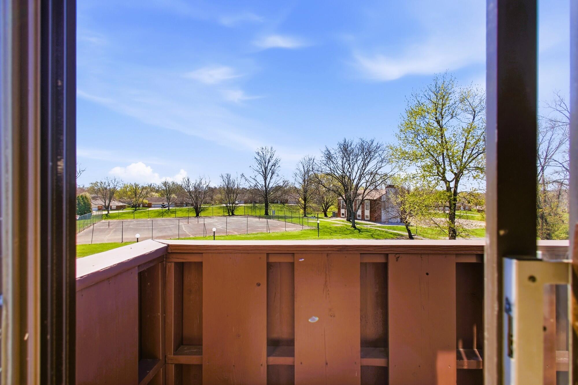 615 Villa Road, Springfield, Ohio 45503