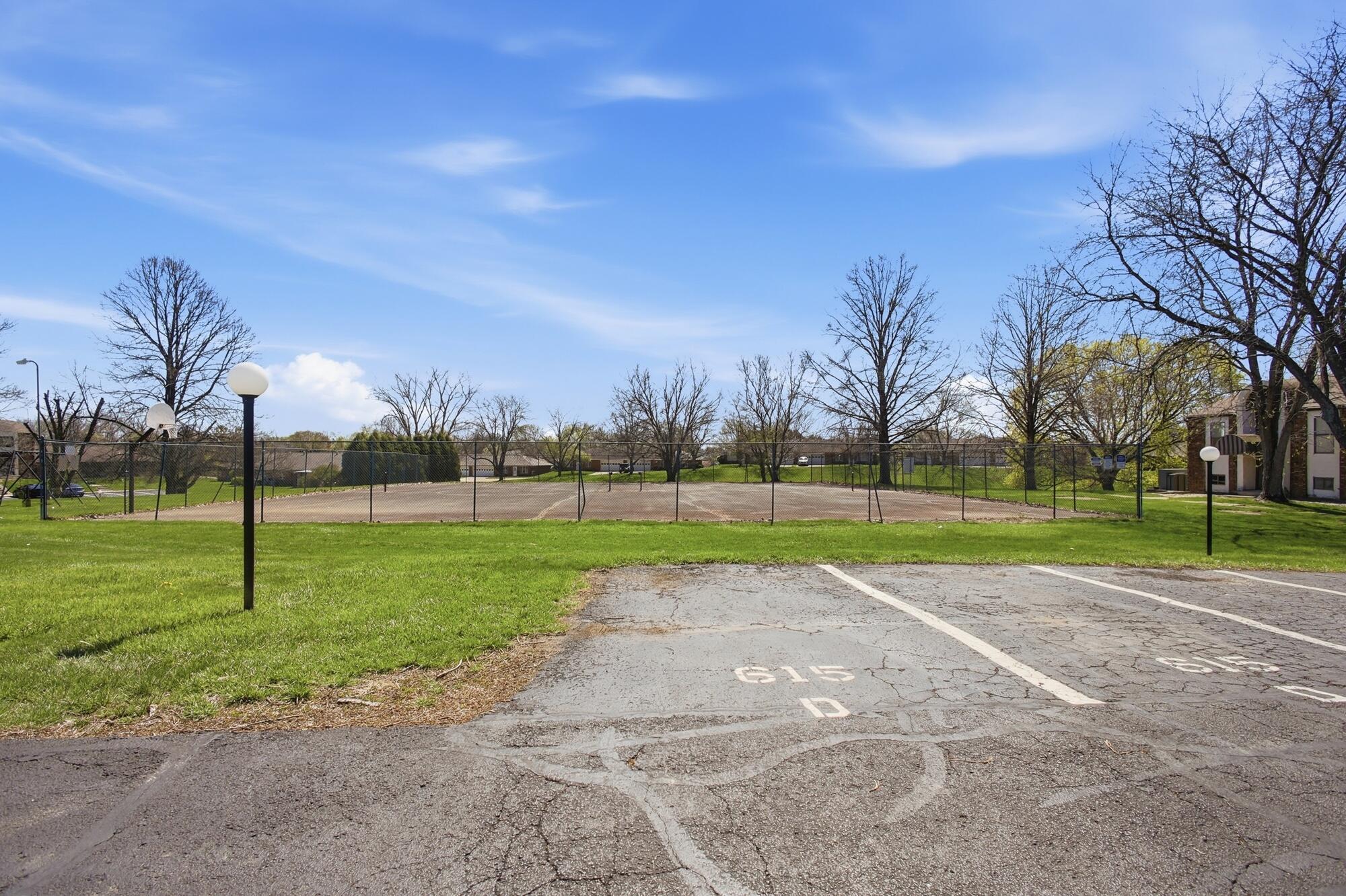 615 Villa Road, Springfield, Ohio 45503