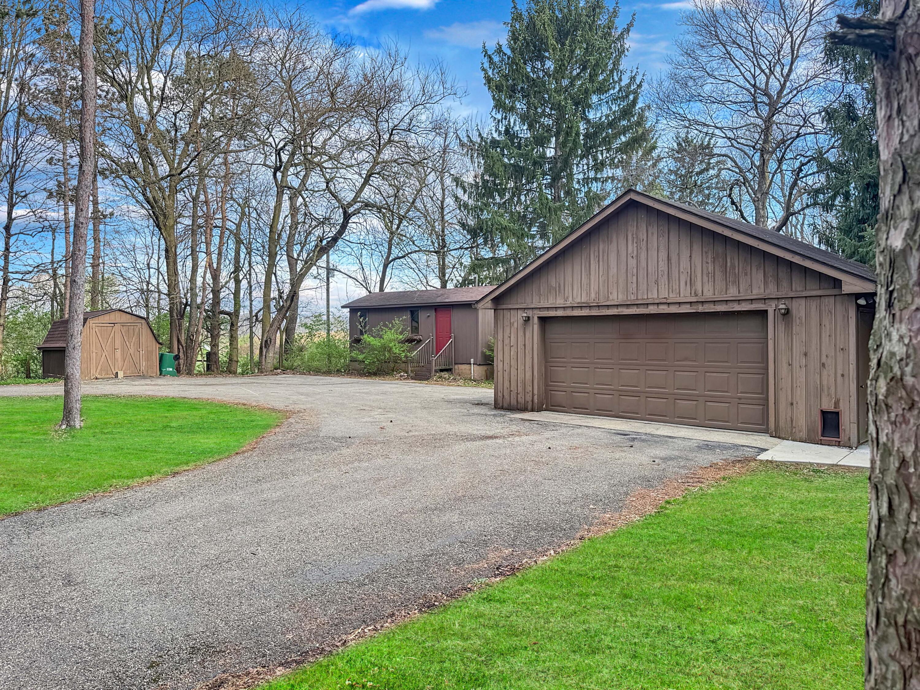 1518 Childrens Home Road, Urbana, Ohio 43078