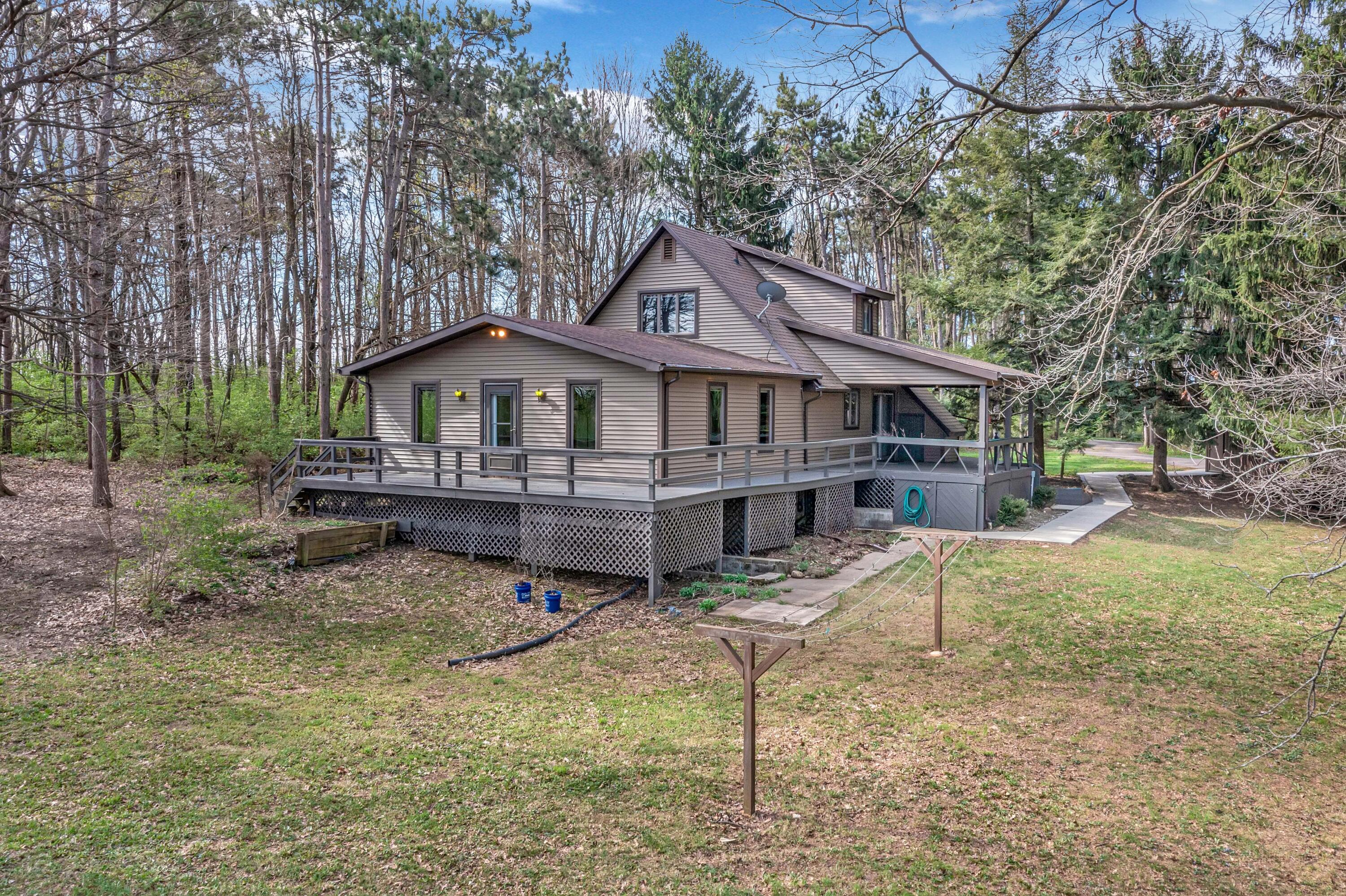 1518 Childrens Home Road, Urbana, Ohio 43078