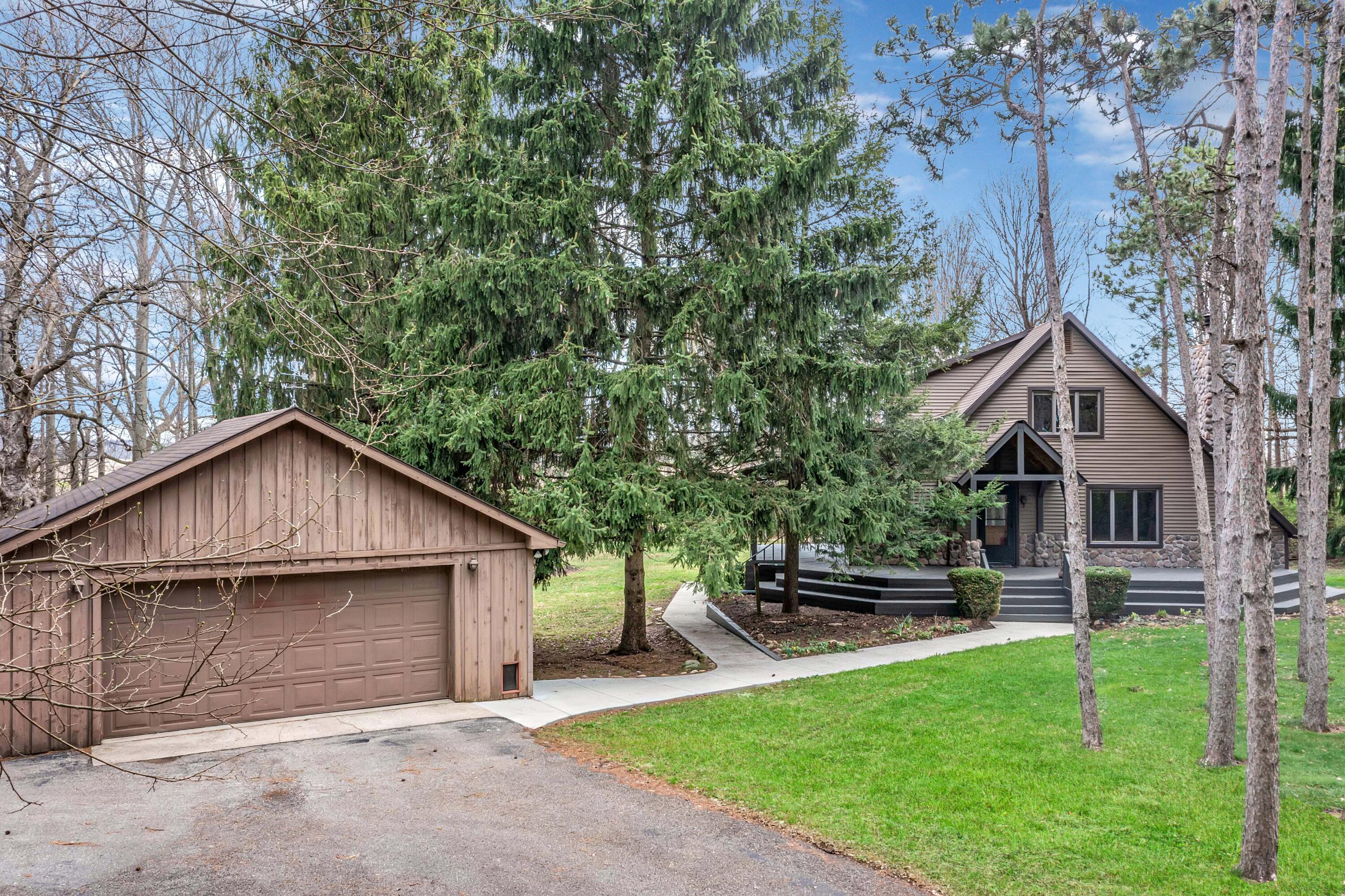 1518 Childrens Home Road, Urbana, Ohio 43078