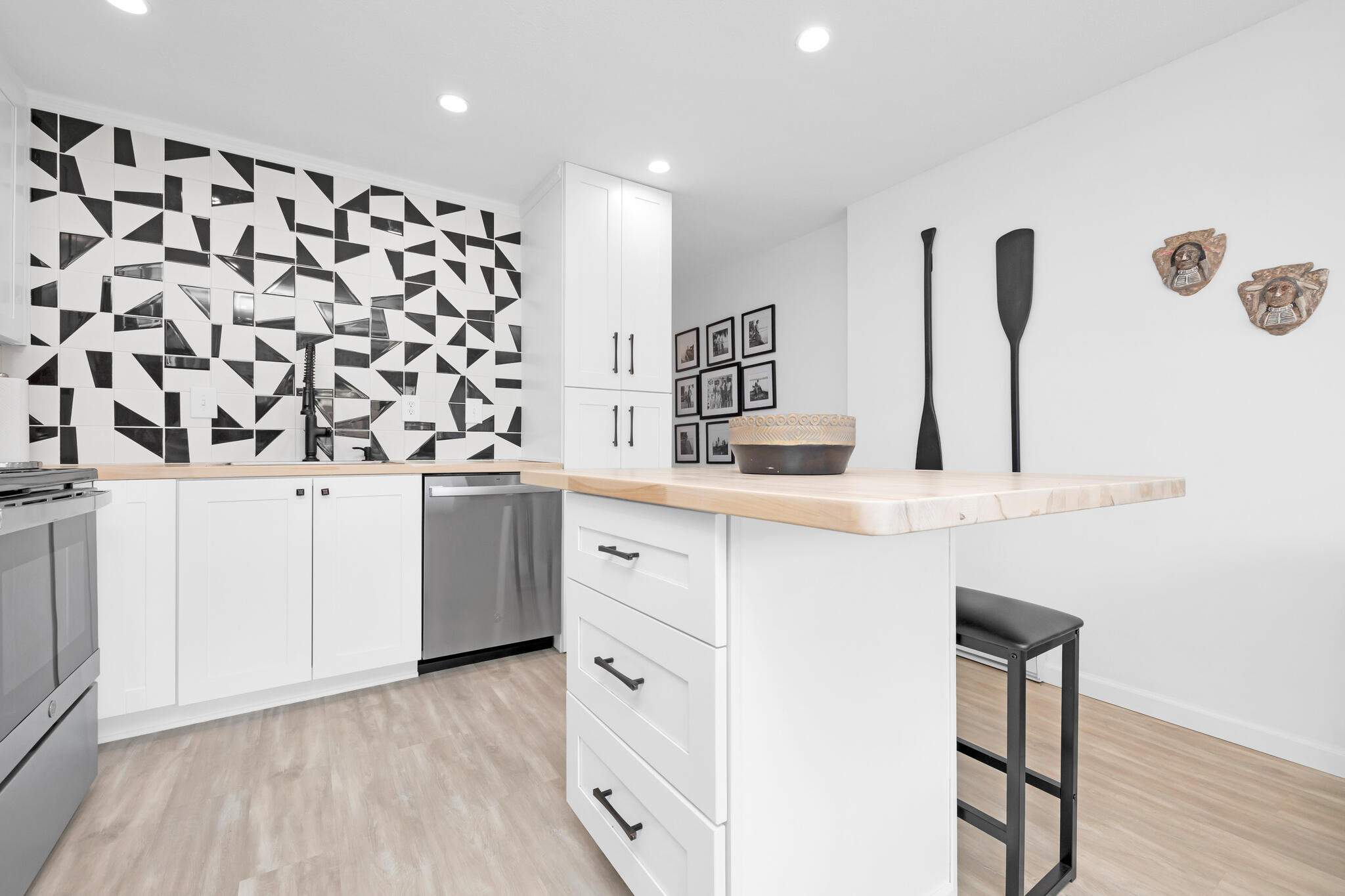 10271 County Road 286, Huntsville, Ohio 43324