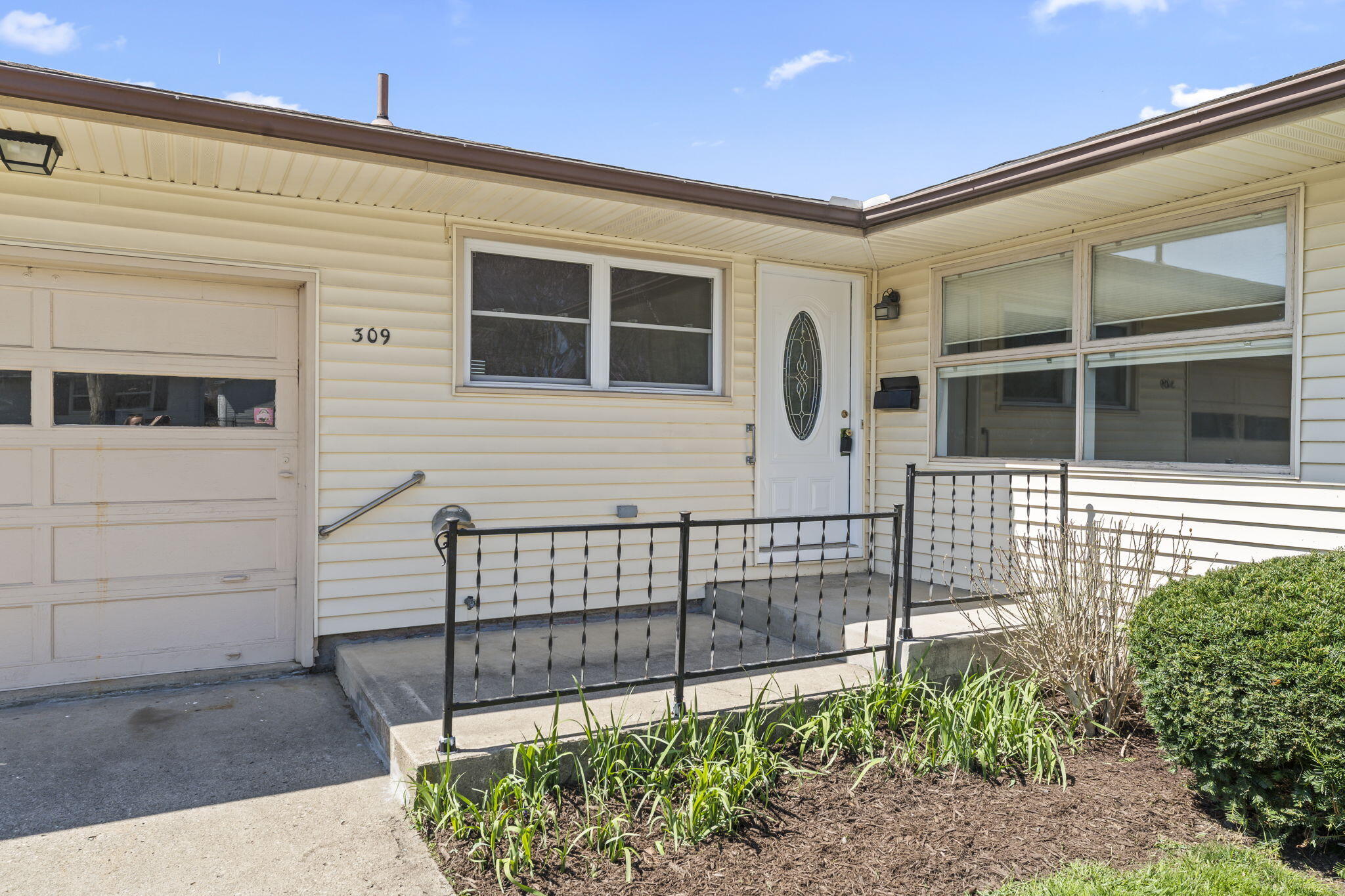 309 Ullery Drive, Covington, Ohio 45318