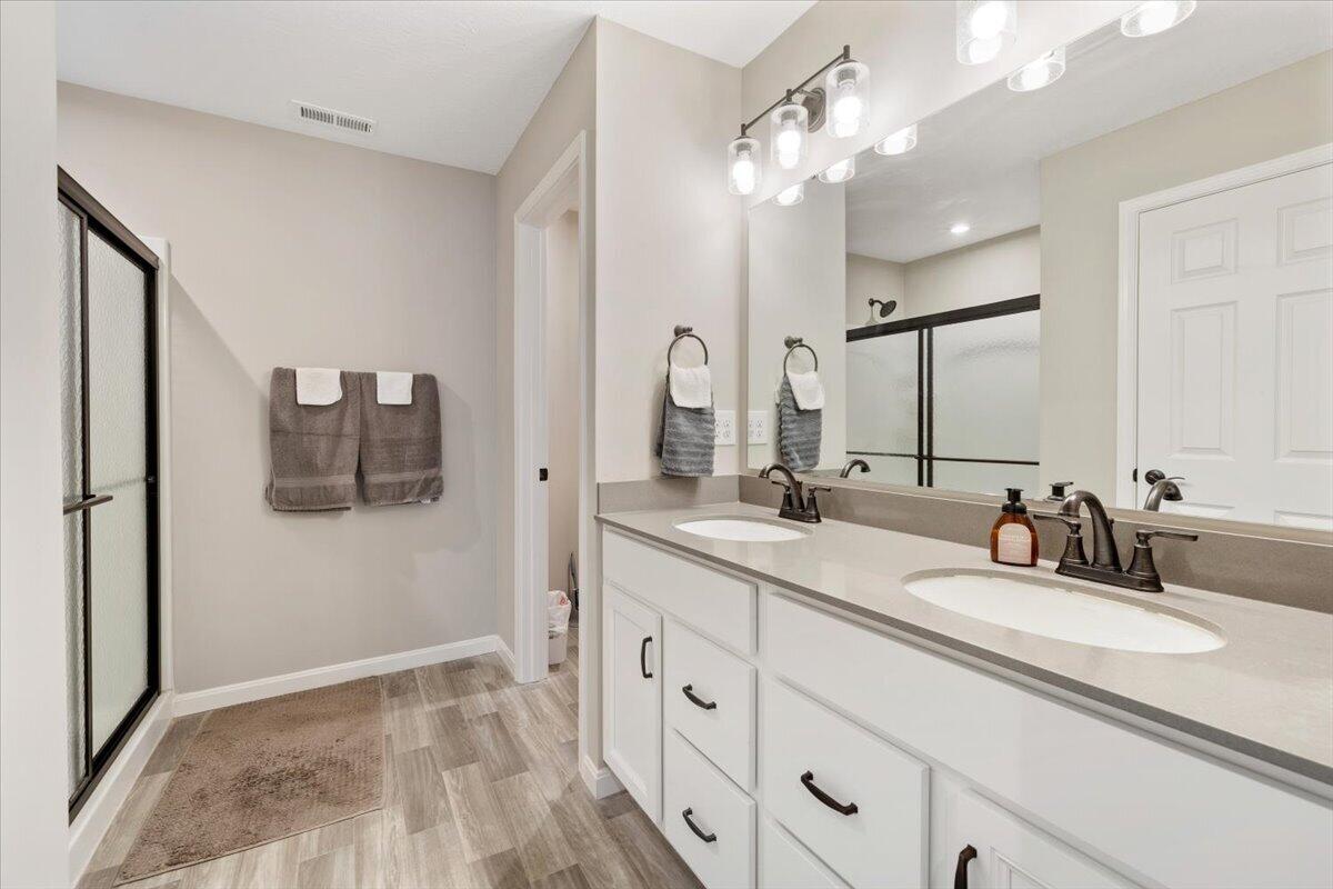 8178 Cherry Birch Drive, Tipp City, Ohio 45371