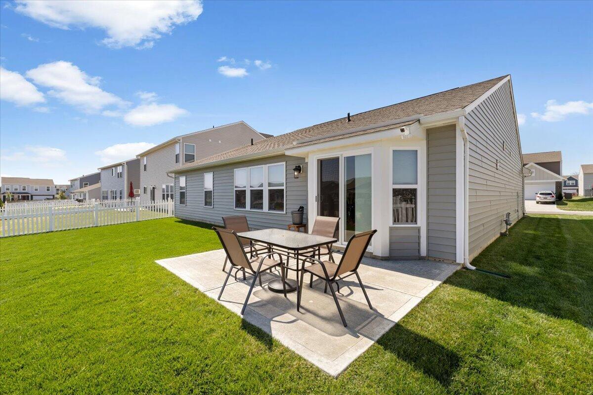 8178 Cherry Birch Drive, Tipp City, Ohio 45371