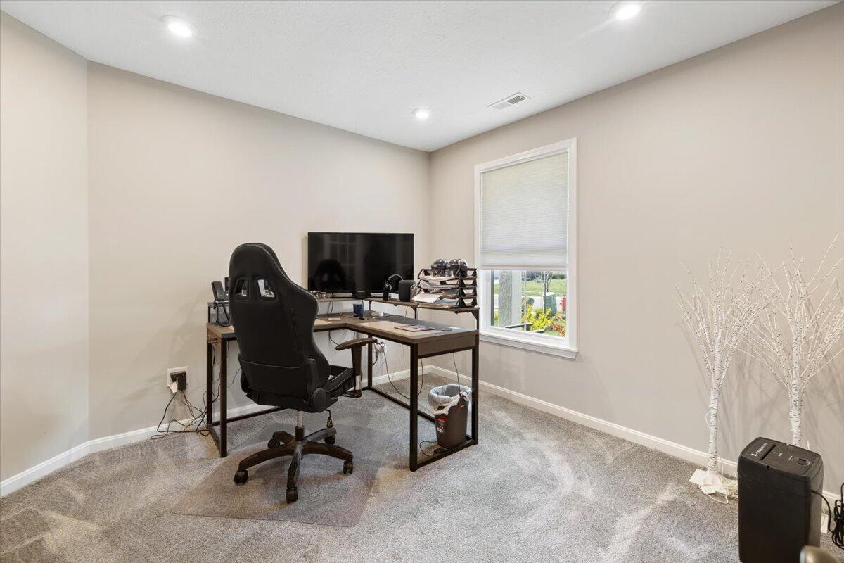 8178 Cherry Birch Drive, Tipp City, Ohio 45371