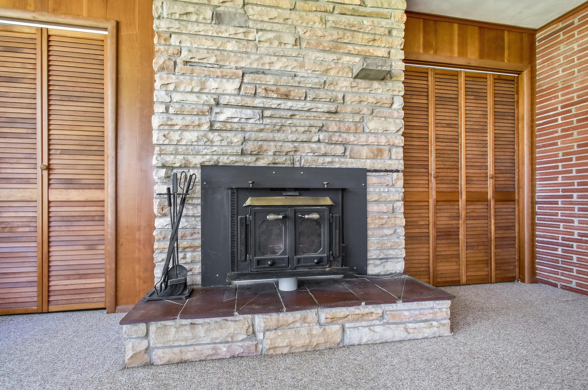 814 Wellington Drive, Springfield, Ohio 45506