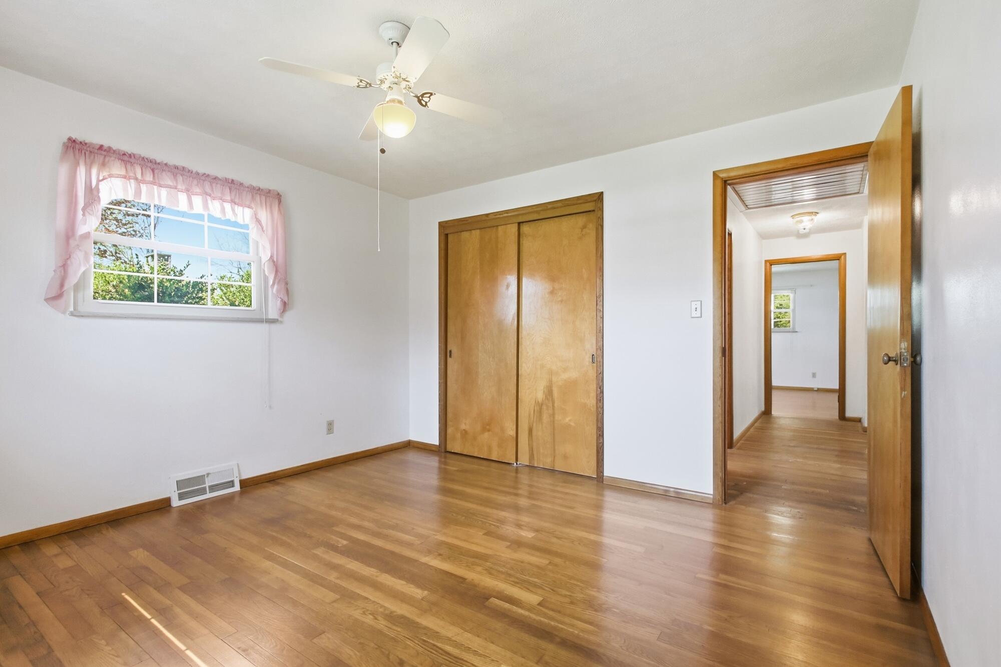 814 Wellington Drive, Springfield, Ohio 45506