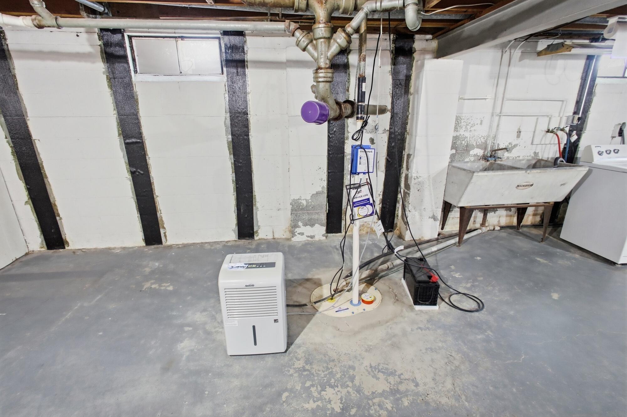 814 Wellington Drive, Springfield, Ohio 45506