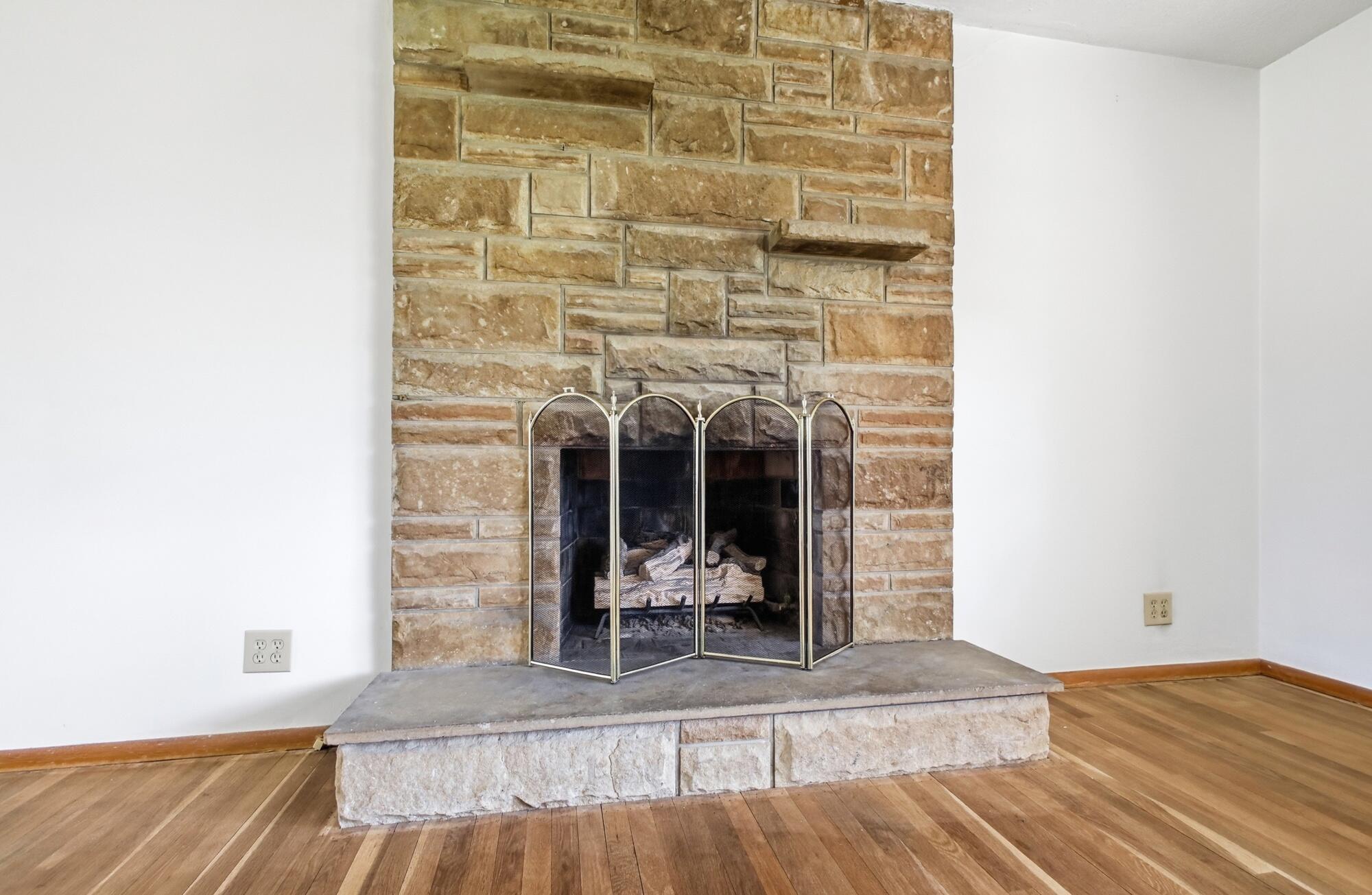 814 Wellington Drive, Springfield, Ohio 45506