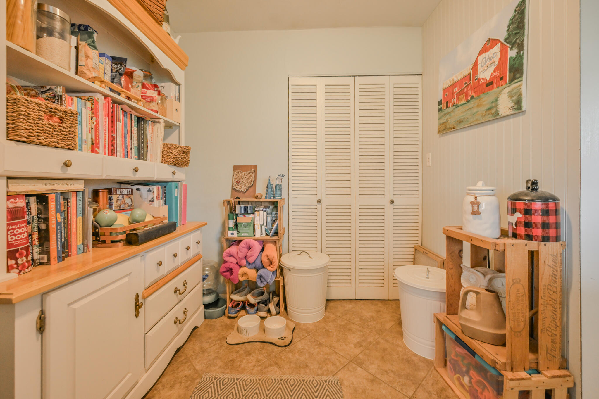 303 Villa Drive, New Carlisle, Ohio 45344