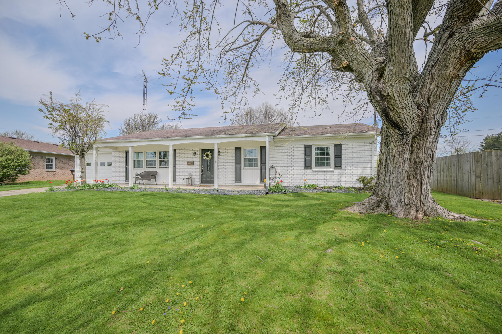 303 Villa Drive, New Carlisle, Ohio 45344