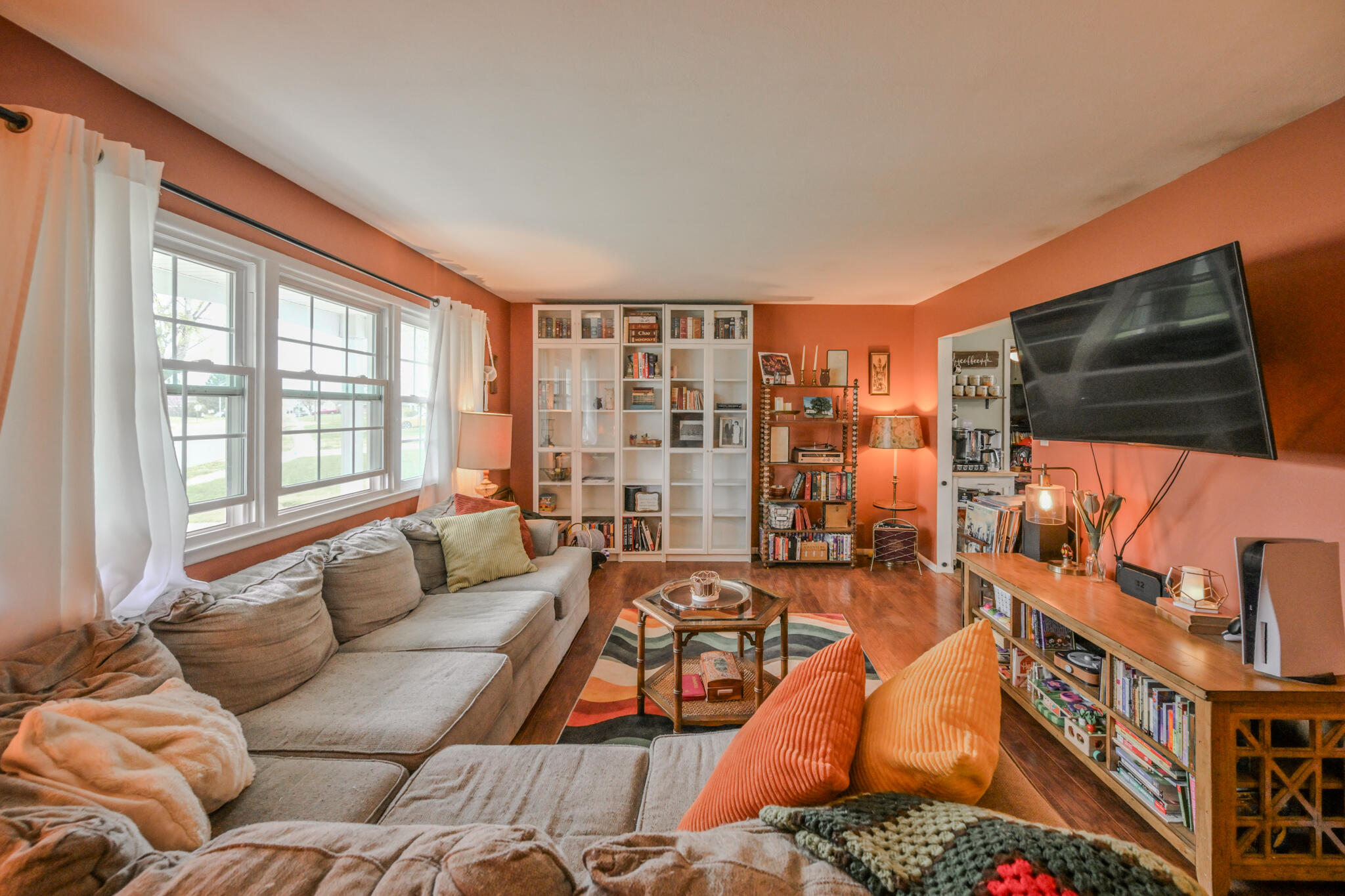 303 Villa Drive, New Carlisle, Ohio 45344