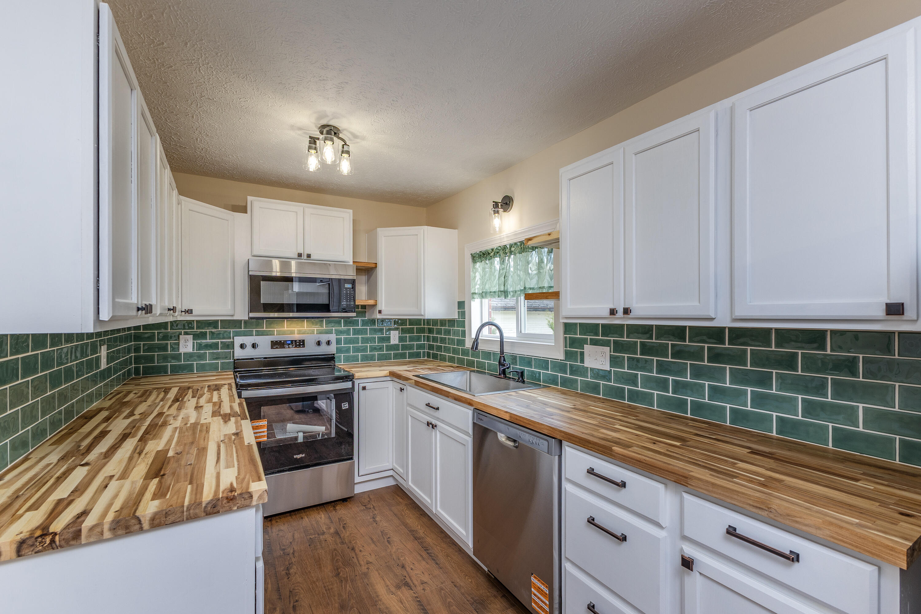 312 Victoria Drive, Greenville, Ohio 45331