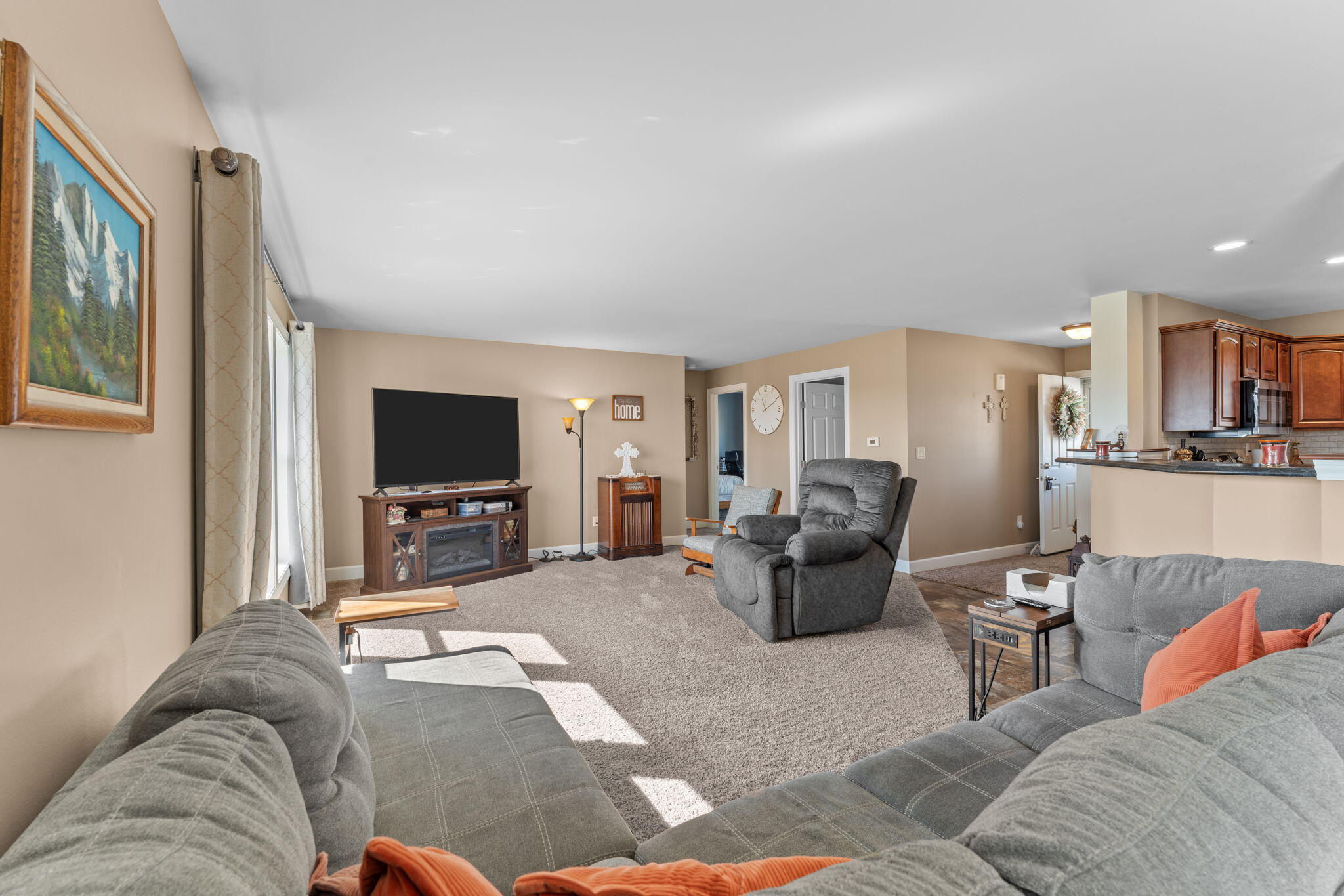 1706 Applejack Drive, Wapakoneta, Ohio 45895