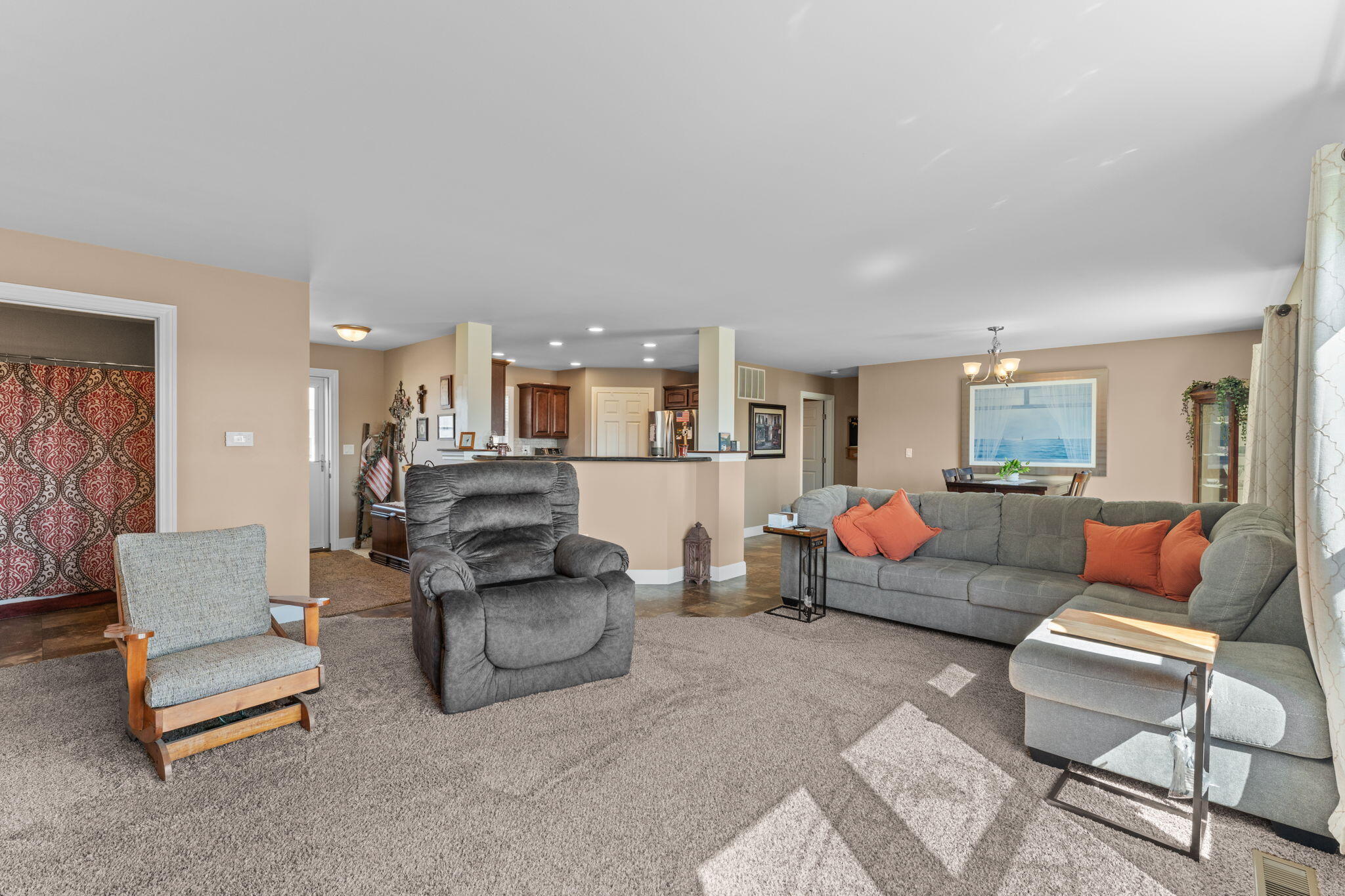 1706 Applejack Drive, Wapakoneta, Ohio 45895