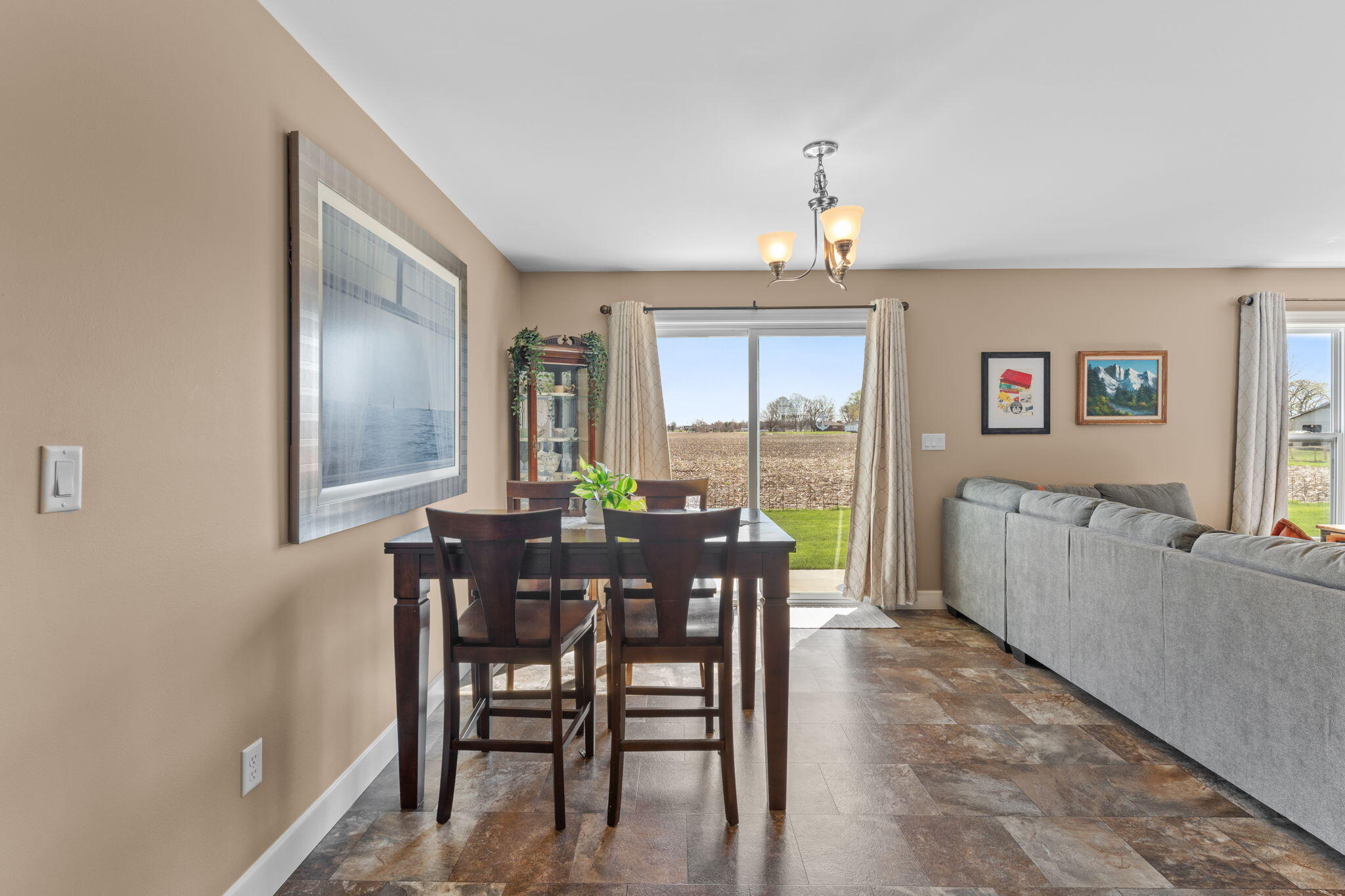 1706 Applejack Drive, Wapakoneta, Ohio 45895