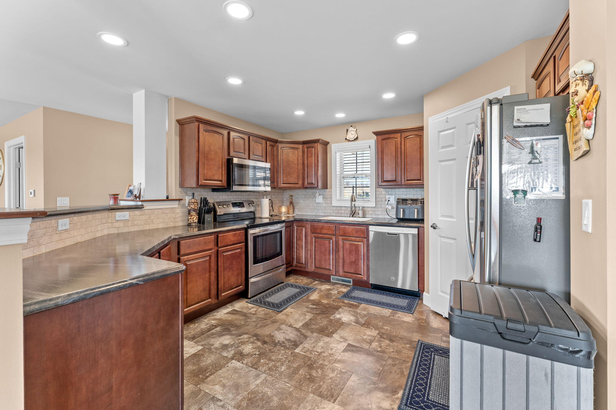 1706 Applejack Drive, Wapakoneta, Ohio 45895