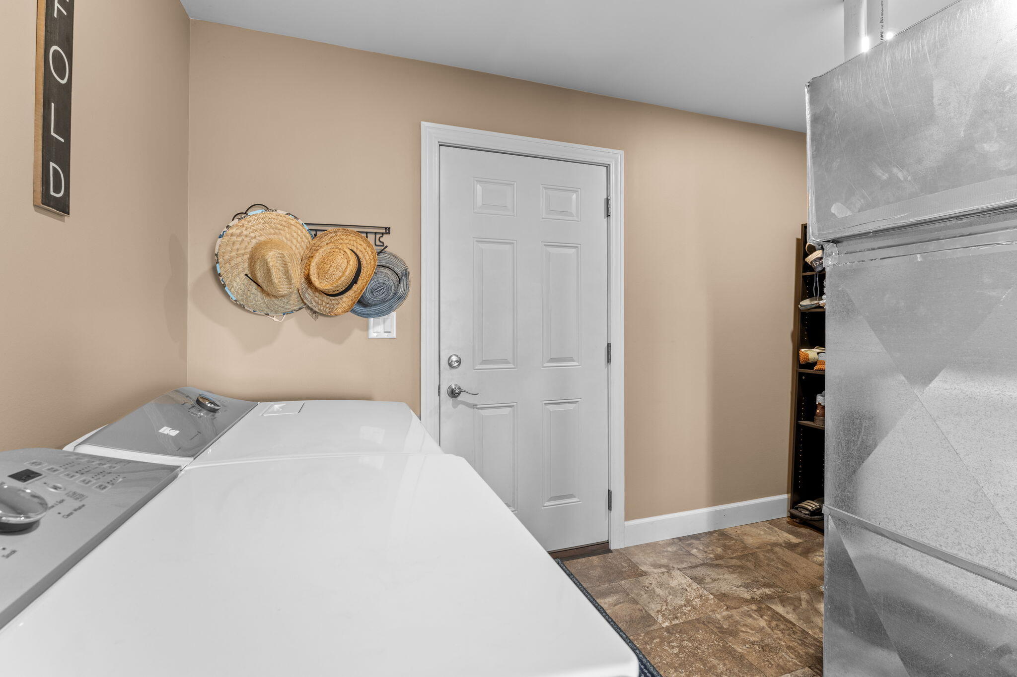 1706 Applejack Drive, Wapakoneta, Ohio 45895