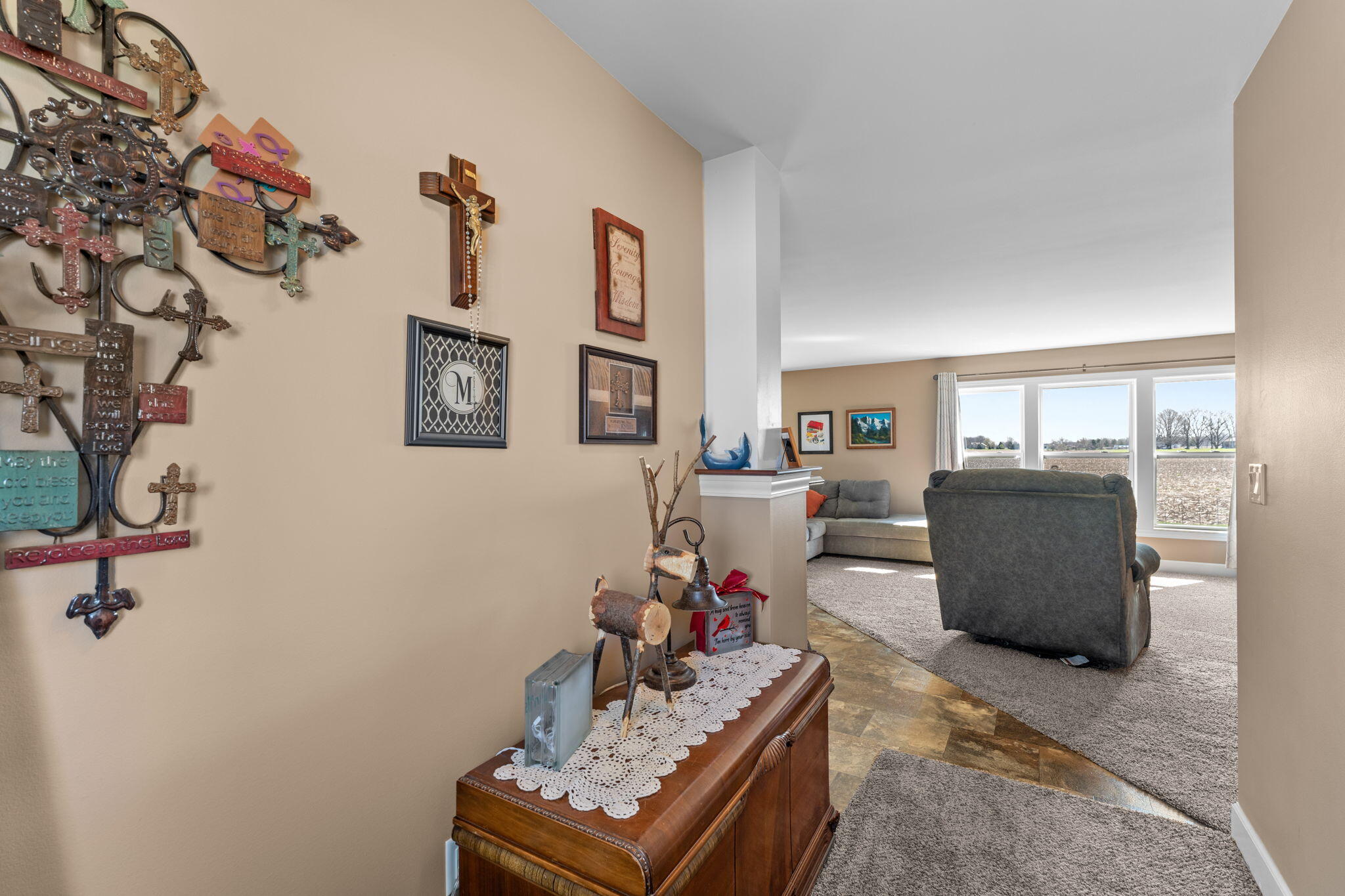 1706 Applejack Drive, Wapakoneta, Ohio 45895