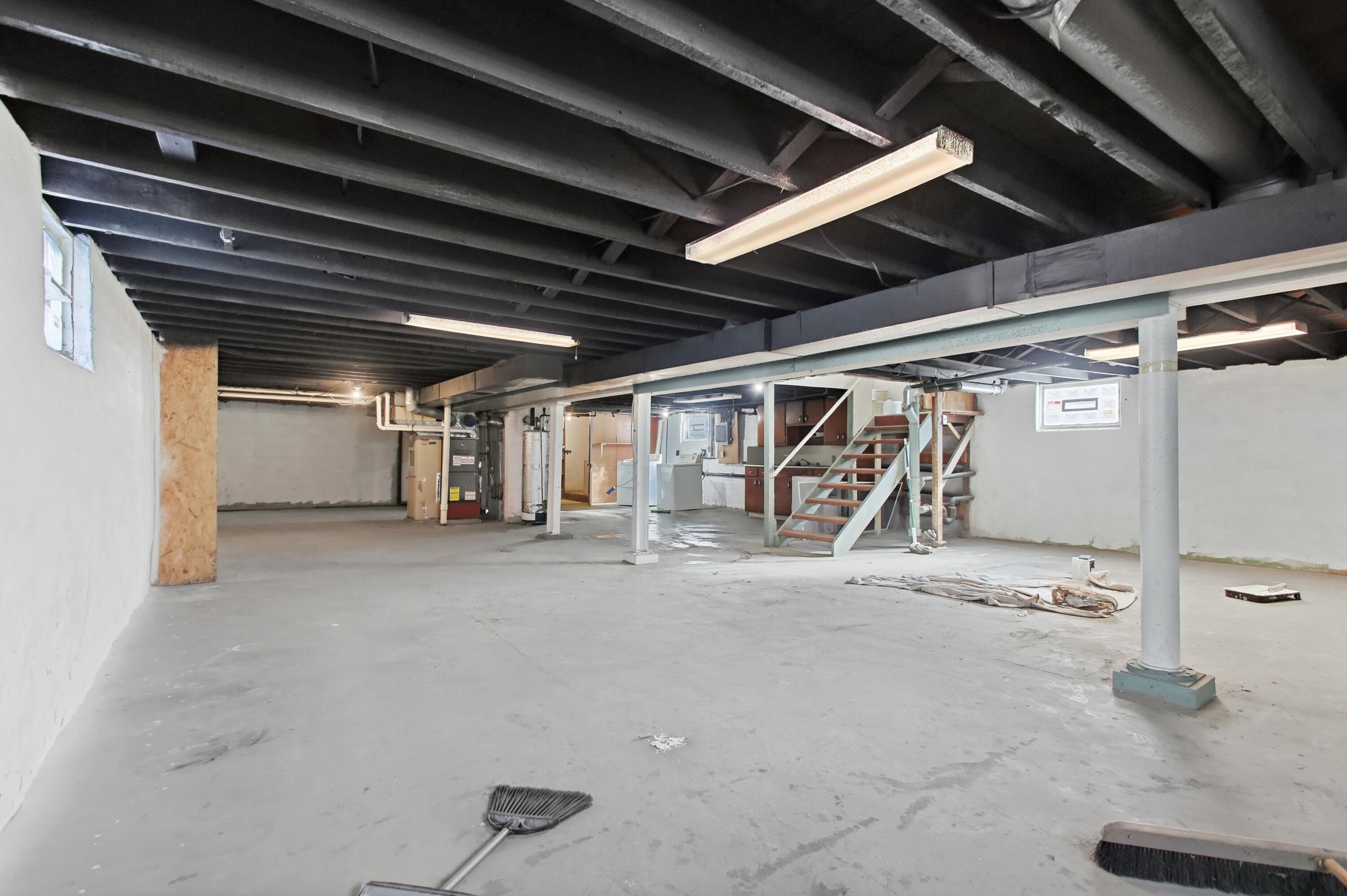 1925 Sunset Avenue, Springfield, Ohio 45505