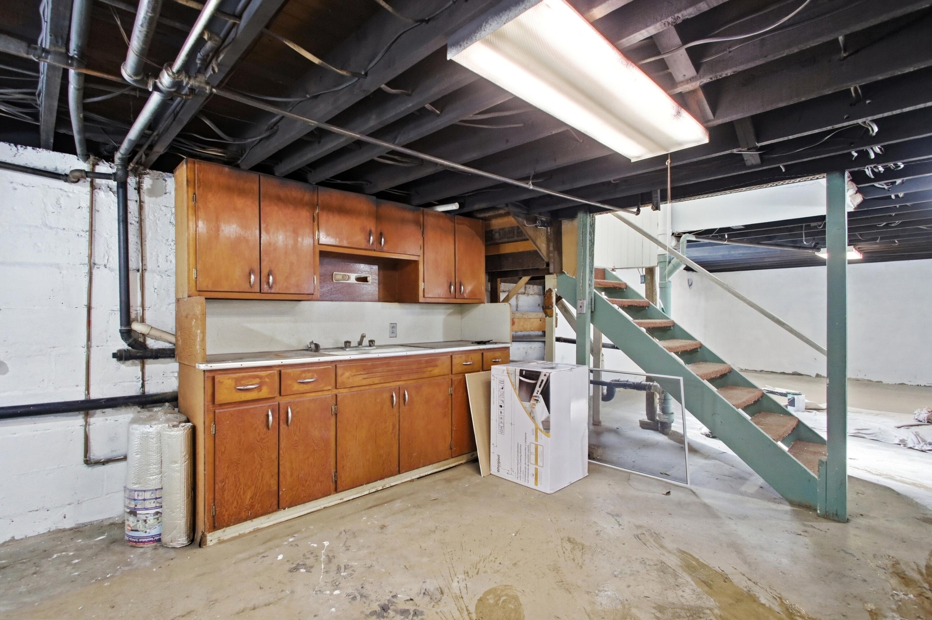 1925 Sunset Avenue, Springfield, Ohio 45505