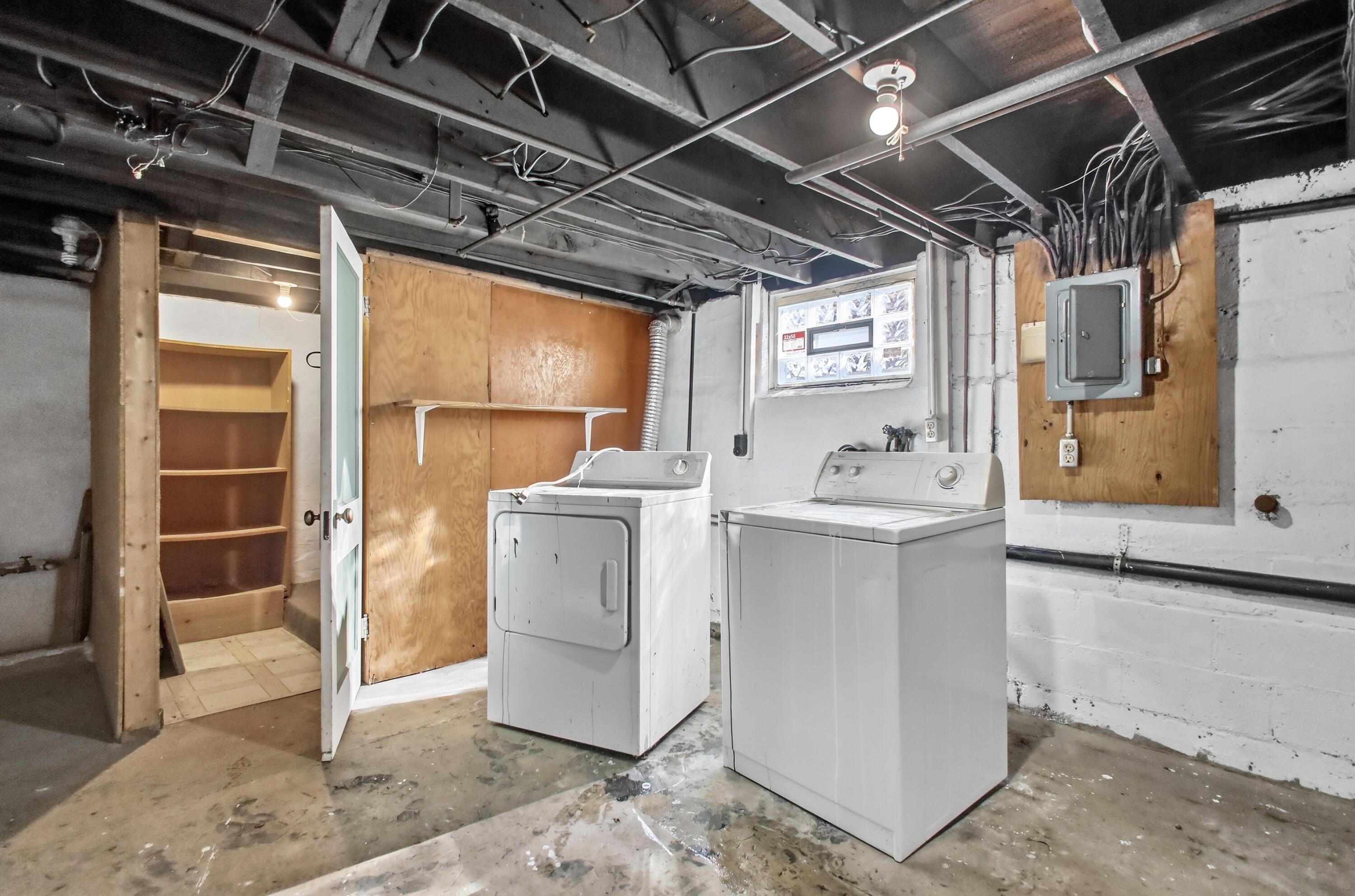 1925 Sunset Avenue, Springfield, Ohio 45505