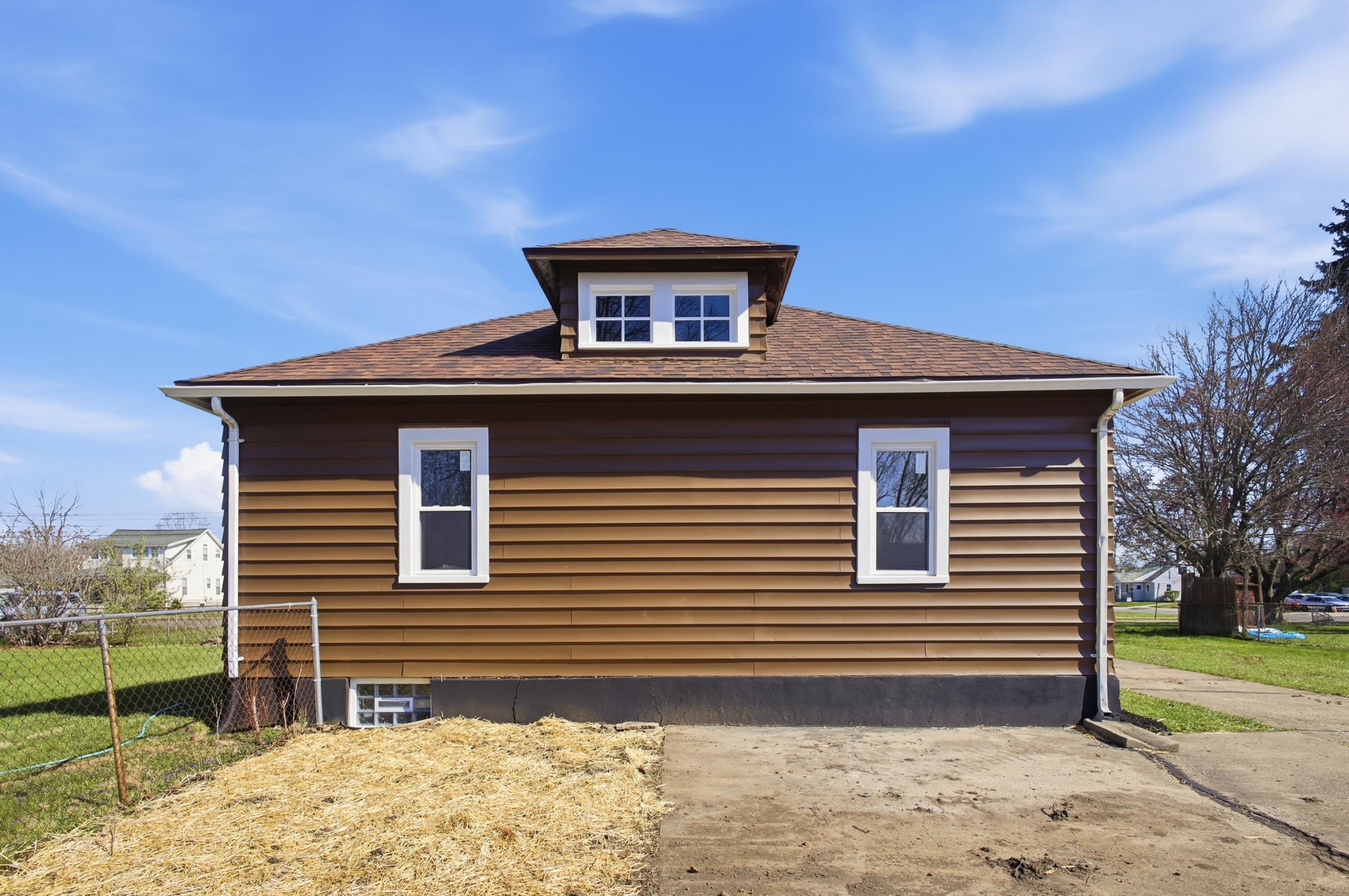 1925 Sunset Avenue, Springfield, Ohio 45505