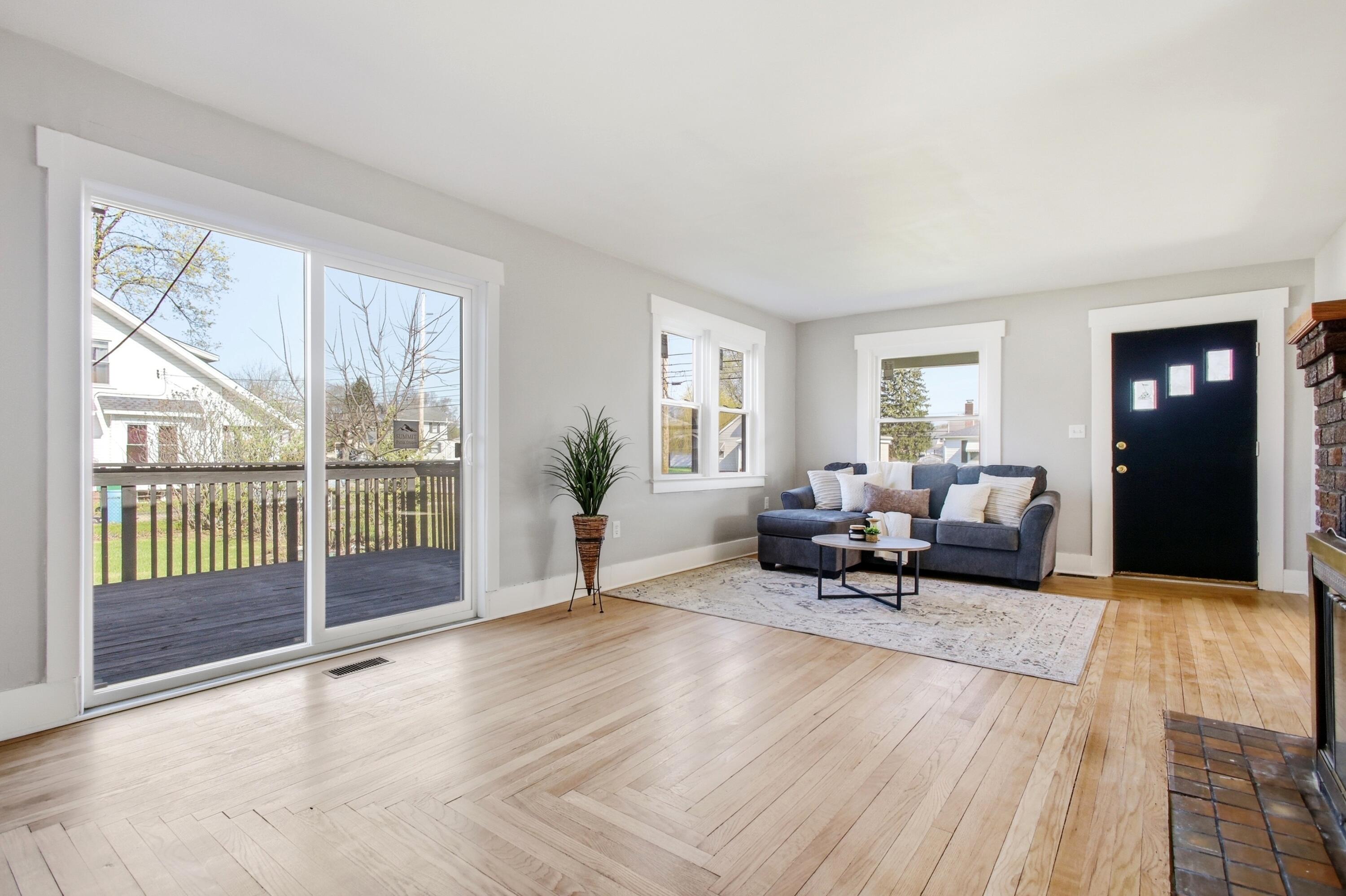 1925 Sunset Avenue, Springfield, Ohio 45505