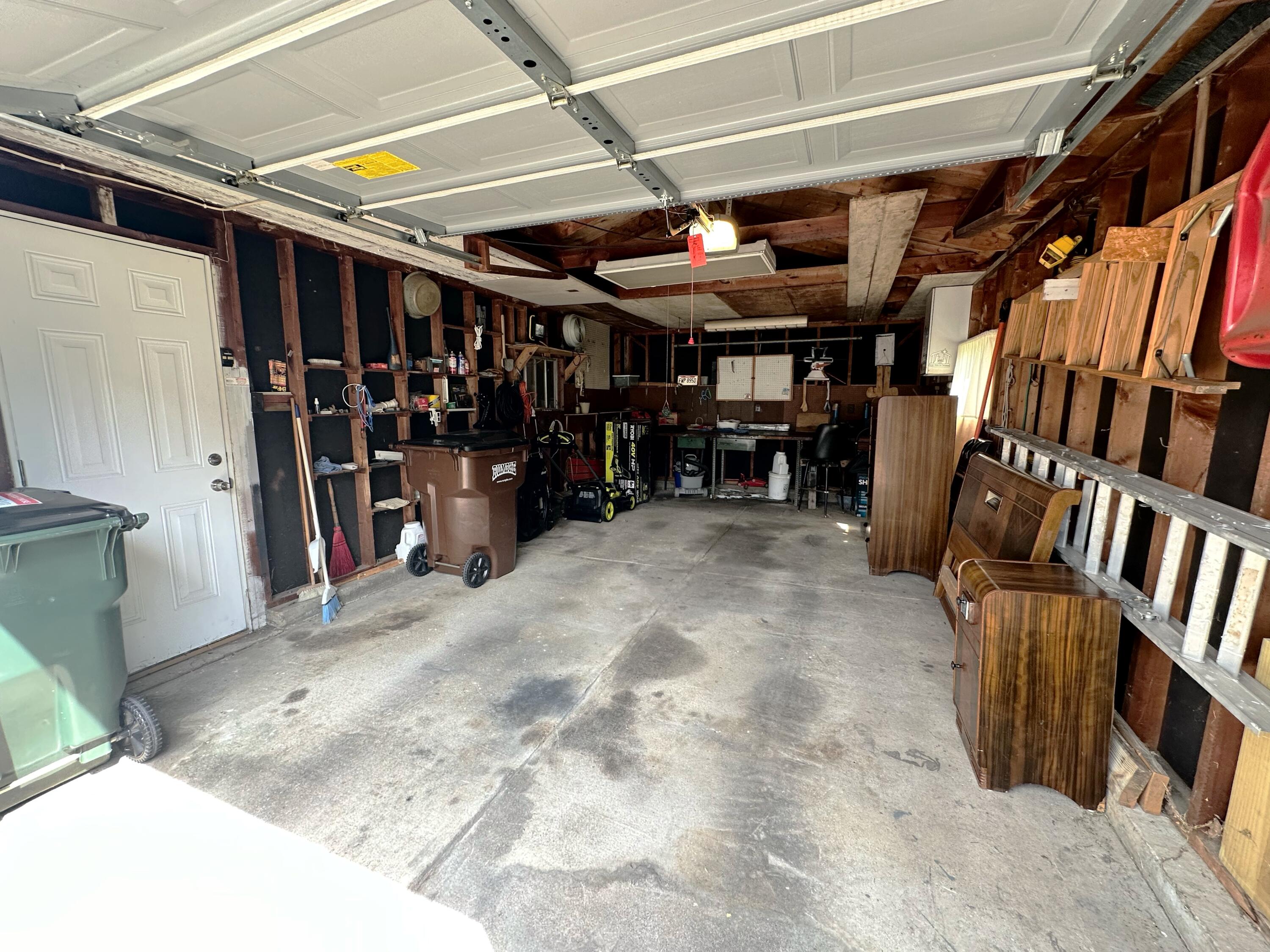 1356 Ironwood Drive, Fairborn, Ohio 45324