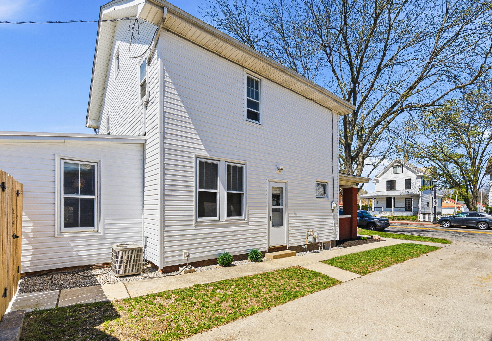 525 Main Street, Groveport, Ohio 43125