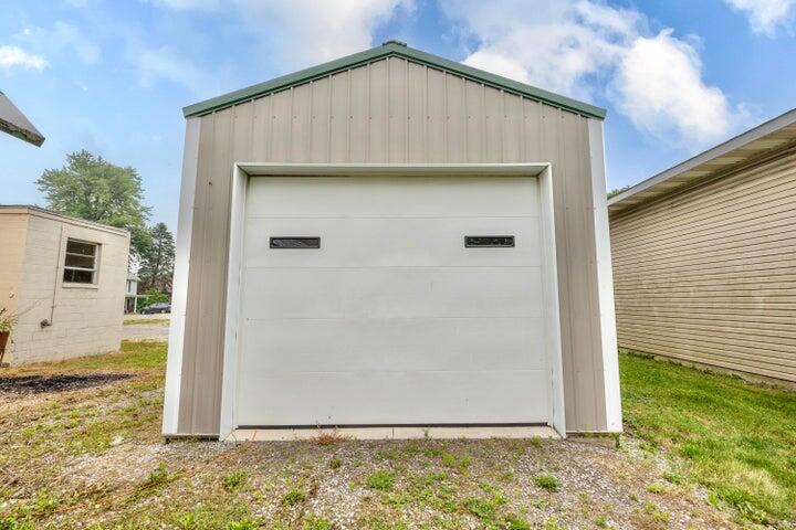 100 Main Street, New Hampshire, Ohio 45870